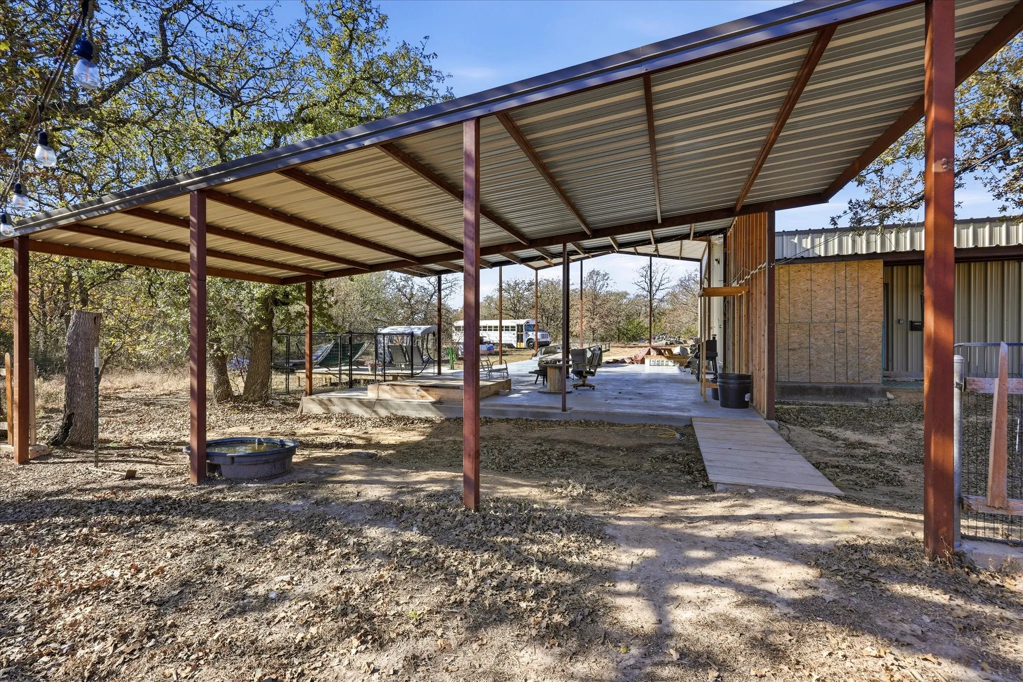 Single Family Residence For Sale in Erath County , 8980 CR 156, Bluff Dale, Texas 76433, 3 Bedroom, 2 Bathroom, Garage spaces, 2,414 Sqft, built in 2005, mls#21335142, Real Estate Agent in Bluff Dale, Homes For Sale in Erath county, Homes For Sale in Bluff Dale, Realtor in Bluff Dale Texas, Real Estate Brokerage Independent Realty Texas, Luminita Cordes Realtor