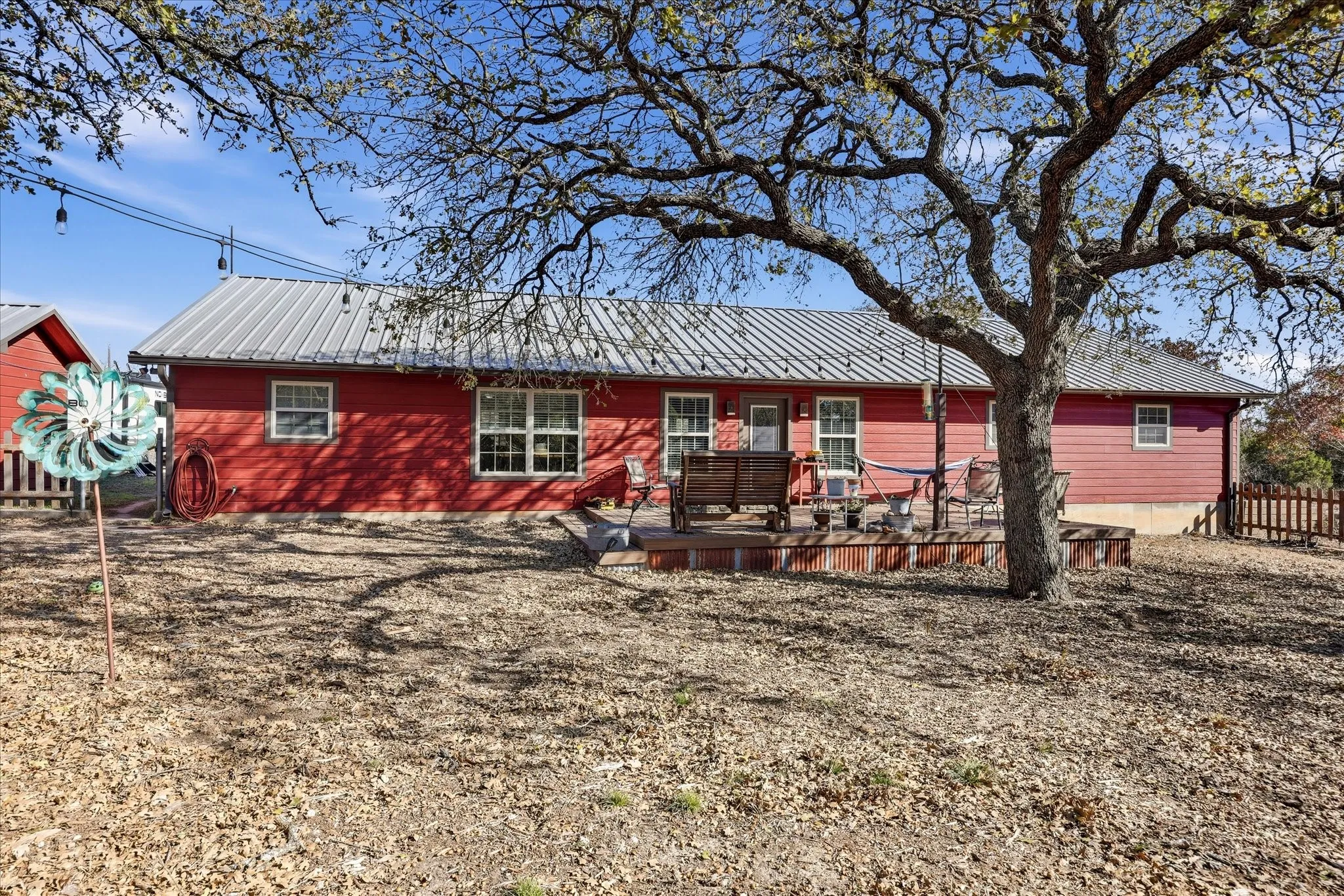 Single Family Residence For Sale in Erath County , 8980 CR 156, Bluff Dale, Texas 76433, 3 Bedroom, 2 Bathroom, Garage spaces, 2,414 Sqft, built in 2005, mls#21335142, Real Estate Agent in Bluff Dale, Homes For Sale in Erath county, Homes For Sale in Bluff Dale, Realtor in Bluff Dale Texas, Real Estate Brokerage Independent Realty Texas, Luminita Cordes Realtor