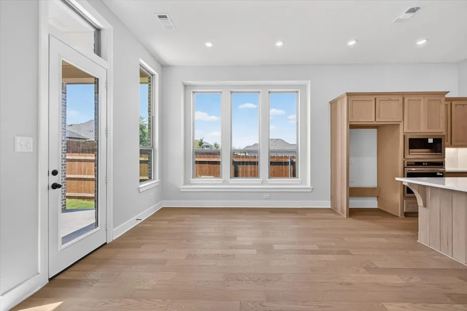 Single Family Residence For Sale in Grayson County , 1557 Thicket Hill Drive, Van Alstyne, Texas 75495, 4 Bedroom, 3 Bathroom, 2 Garage spaces, 2,317 Sqft, built in 2026, mls#21334846, Real Estate Agent in Van Alstyne, Homes For Sale in Grayson county, Homes For Sale in Van Alstyne, Realtor in Van Alstyne Texas, Real Estate Brokerage Independent Realty Texas, Luminita Cordes Realtor
