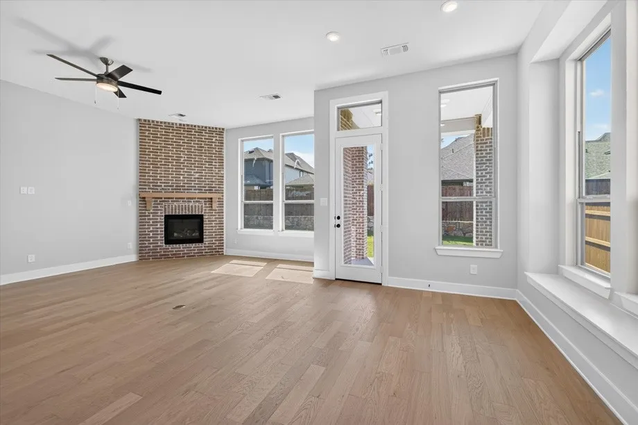 Single Family Residence For Sale in Grayson County , 1557 Thicket Hill Drive, Van Alstyne, Texas 75495, 4 Bedroom, 3 Bathroom, 2 Garage spaces, 2,317 Sqft, built in 2026, mls#21334846, Real Estate Agent in Van Alstyne, Homes For Sale in Grayson county, Homes For Sale in Van Alstyne, Realtor in Van Alstyne Texas, Real Estate Brokerage Independent Realty Texas, Luminita Cordes Realtor