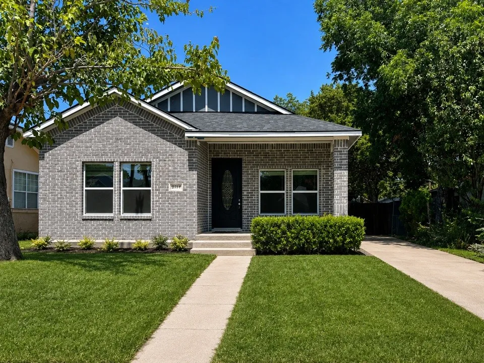 Single Family Residence For Rent in Dallas County , 2715 Grafton Avenue, Dallas, Texas 75211, 3 Bedroom, 2 Bathroom, Garage spaces, 1,403 Sqft, built in 2025, mls#21329330, Real Estate Agent in Dallas, Homes For Rent in Dallas county, Homes For Rent in Dallas, Realtor in Dallas Texas, Real Estate Brokerage Independent Realty Texas, Luminita Cordes Realtor