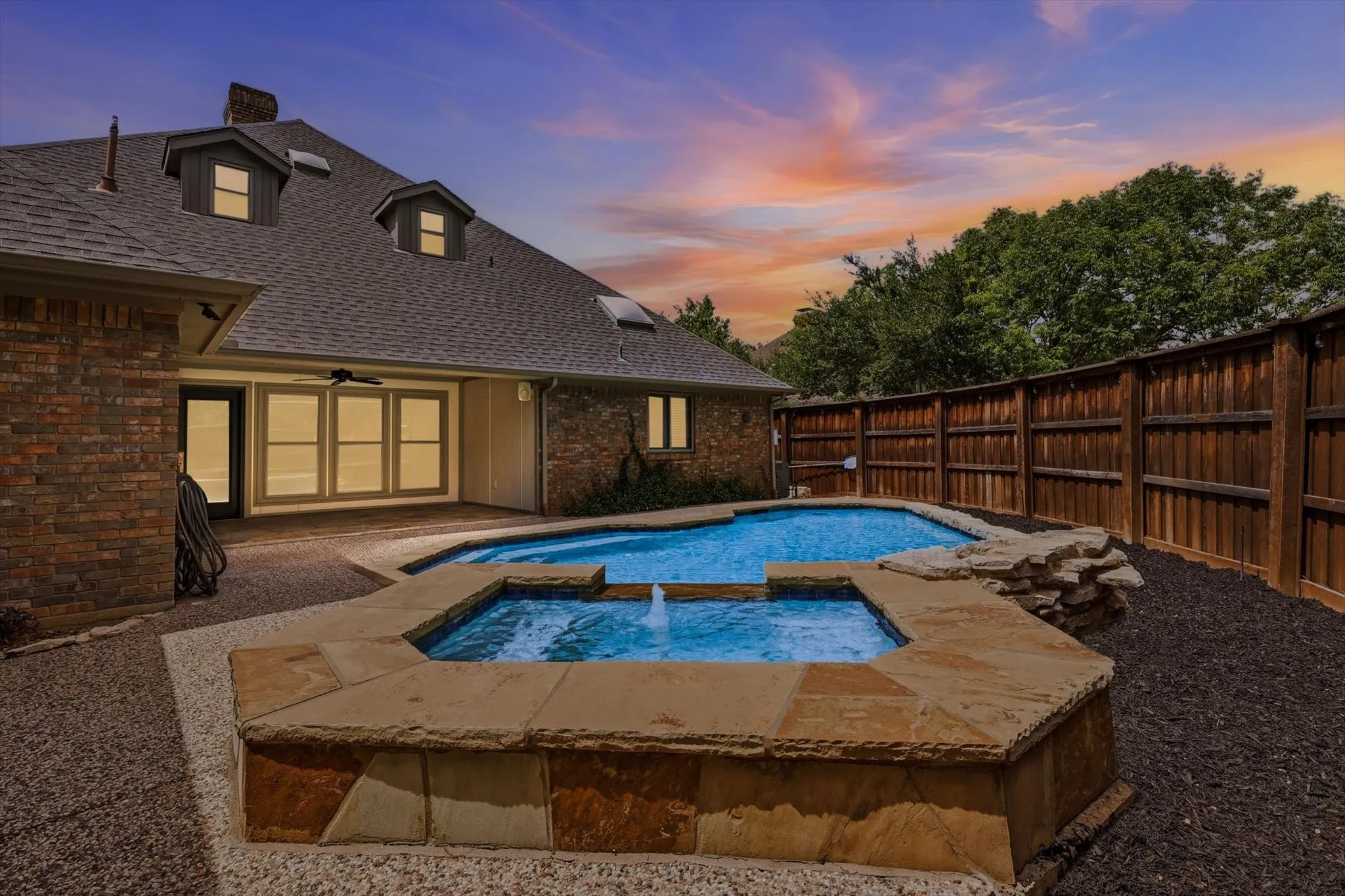 Single Family Residence For Sale in Dallas County , 4829 Saint James Court, Mesquite, Texas 75150, 4 Bedroom, 3 Bathroom, 2 Garage spaces, 3,135 Sqft, built in 1989, mls#21330580, Real Estate Agent in Mesquite, Homes For Sale in Dallas county, Homes For Sale in Mesquite, Realtor in Mesquite Texas, Real Estate Brokerage Independent Realty Texas, Luminita Cordes Realtor