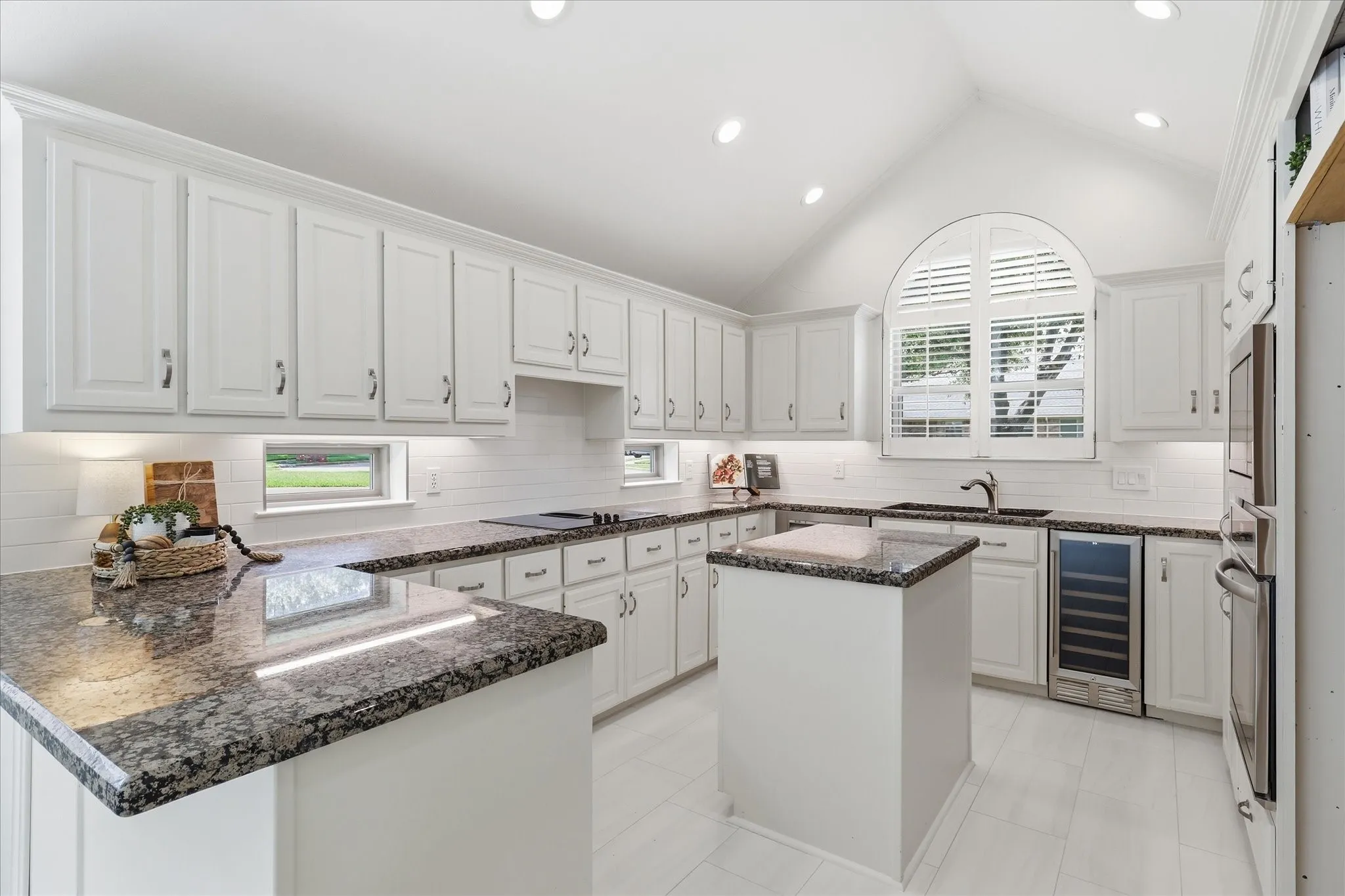 Single Family Residence For Sale in Dallas County , 4829 Saint James Court, Mesquite, Texas 75150, 4 Bedroom, 3 Bathroom, 2 Garage spaces, 3,135 Sqft, built in 1989, mls#21330580, Real Estate Agent in Mesquite, Homes For Sale in Dallas county, Homes For Sale in Mesquite, Realtor in Mesquite Texas, Real Estate Brokerage Independent Realty Texas, Luminita Cordes Realtor