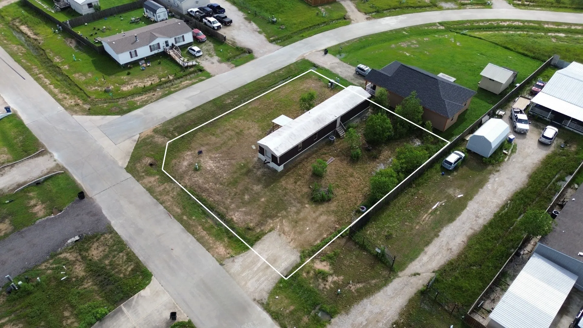 Mobile Home For Sale in Liberty County , 24 Road 5203, Cleveland, Texas 77327, 3 Bedroom, 2 Bathroom, Garage spaces, 1,250 Sqft, built in 1998, mls#21334989, Real Estate Agent in Cleveland, Homes For Sale in Liberty county, Homes For Sale in Cleveland, Realtor in Cleveland Texas, Real Estate Brokerage Independent Realty Texas, Luminita Cordes Realtor