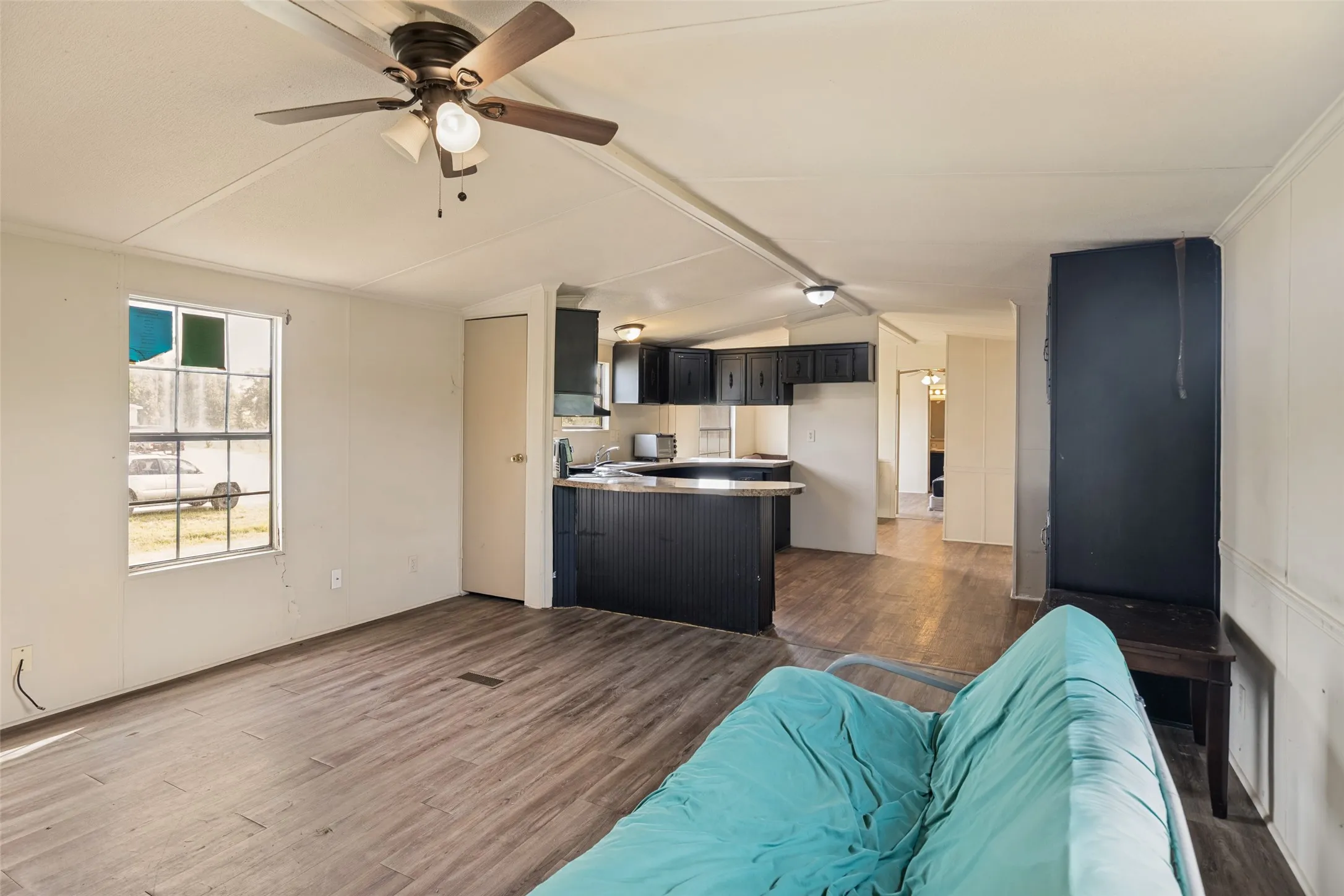 Mobile Home For Sale in Liberty County , 24 Road 5203, Cleveland, Texas 77327, 3 Bedroom, 2 Bathroom, Garage spaces, 1,250 Sqft, built in 1998, mls#21334989, Real Estate Agent in Cleveland, Homes For Sale in Liberty county, Homes For Sale in Cleveland, Realtor in Cleveland Texas, Real Estate Brokerage Independent Realty Texas, Luminita Cordes Realtor