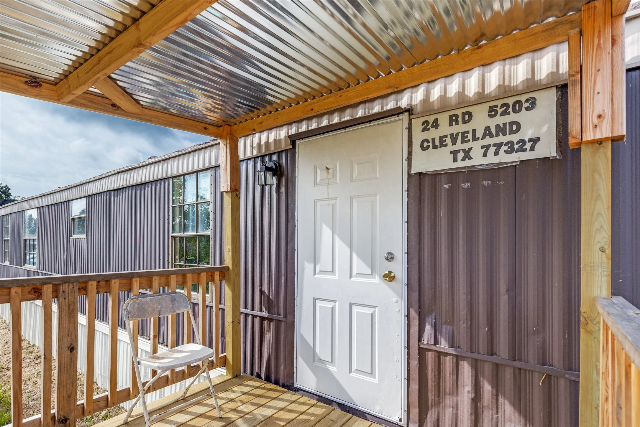 Mobile Home For Sale in Liberty County , 24 Road 5203, Cleveland, Texas 77327, 3 Bedroom, 2 Bathroom, Garage spaces, 1,250 Sqft, built in 1998, mls#21334989, Real Estate Agent in Cleveland, Homes For Sale in Liberty county, Homes For Sale in Cleveland, Realtor in Cleveland Texas, Real Estate Brokerage Independent Realty Texas, Luminita Cordes Realtor