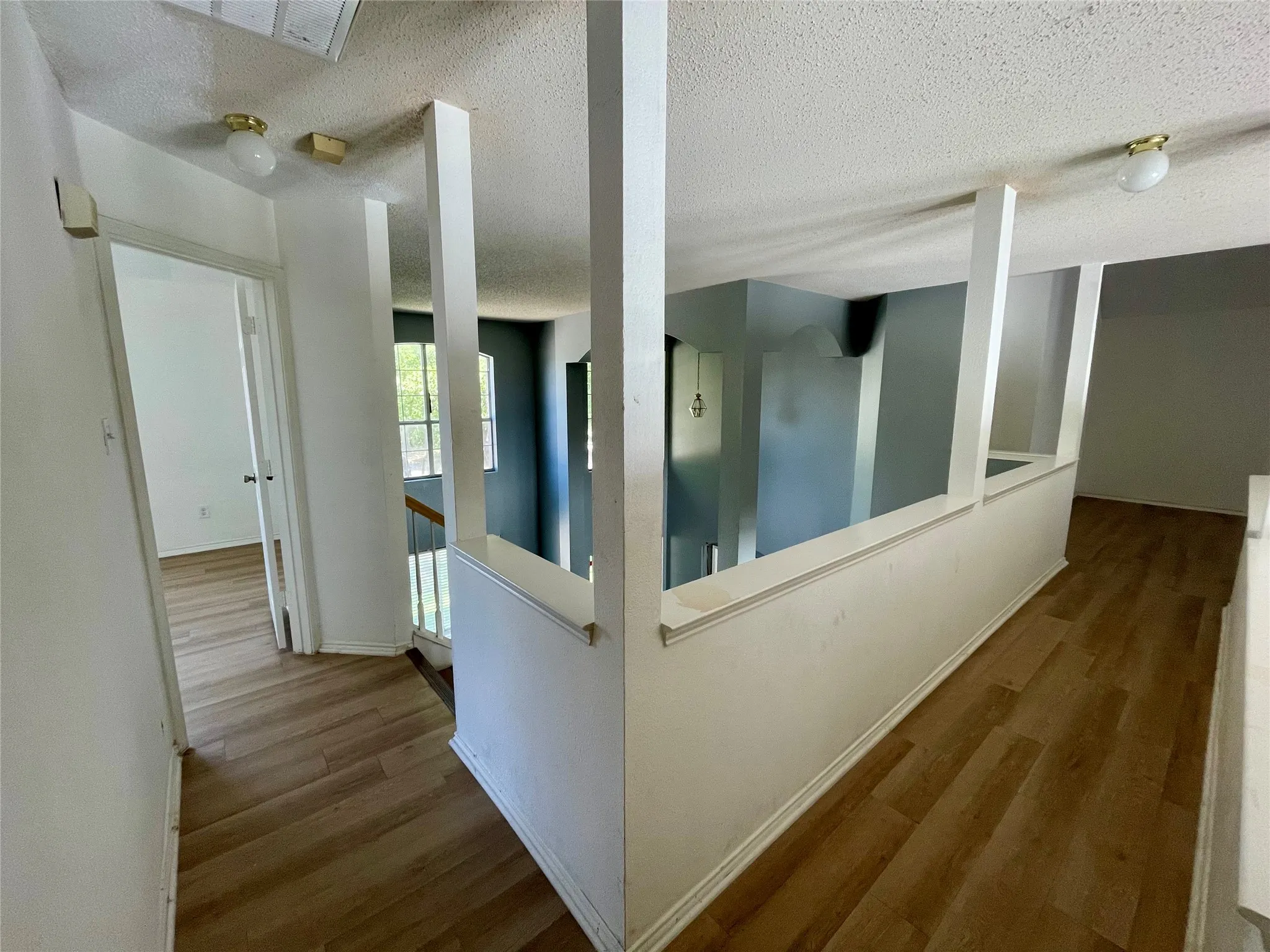 Single Family Residence For Rent in Denton County , 7520 Sunburst Trail, Denton, Texas 76210, 5 Bedroom, 3 Bathroom, 2 Garage spaces, 3,080 Sqft, built in 2001, mls#21333408, Real Estate Agent in Denton, Homes For Rent in Denton county, Homes For Rent in Denton, Realtor in Denton Texas, Real Estate Brokerage Independent Realty Texas, Luminita Cordes Realtor