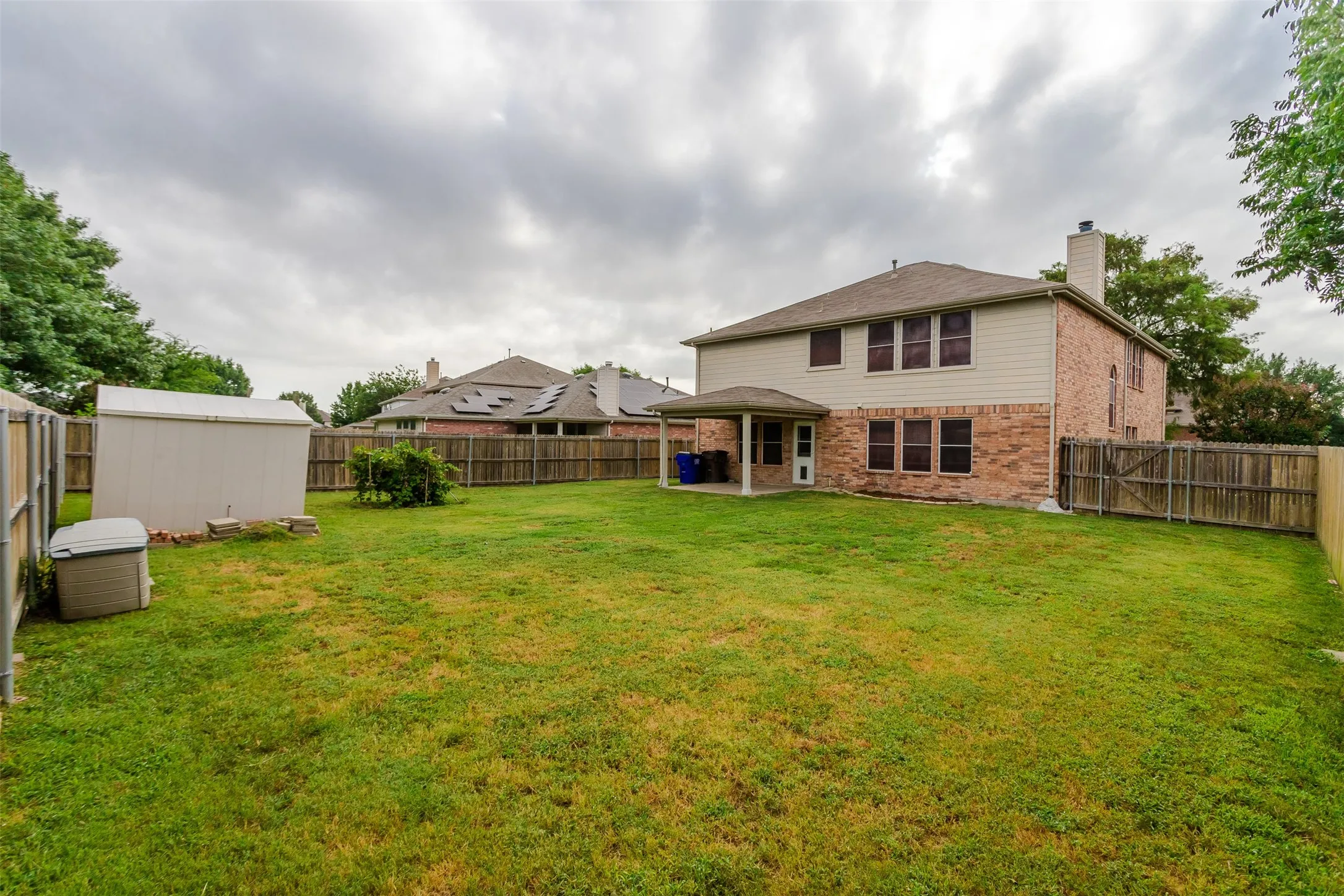 Single Family Residence For Sale in Kaufman County , 306 Cherrywood Trail, Forney, Texas 75126, 4 Bedroom, 3 Bathroom, 2 Garage spaces, 3,085 Sqft, built in 2002, mls#21334487, Real Estate Agent in Forney, Homes For Sale in Kaufman county, Homes For Sale in Forney, Realtor in Forney Texas, Real Estate Brokerage Independent Realty Texas, Luminita Cordes Realtor