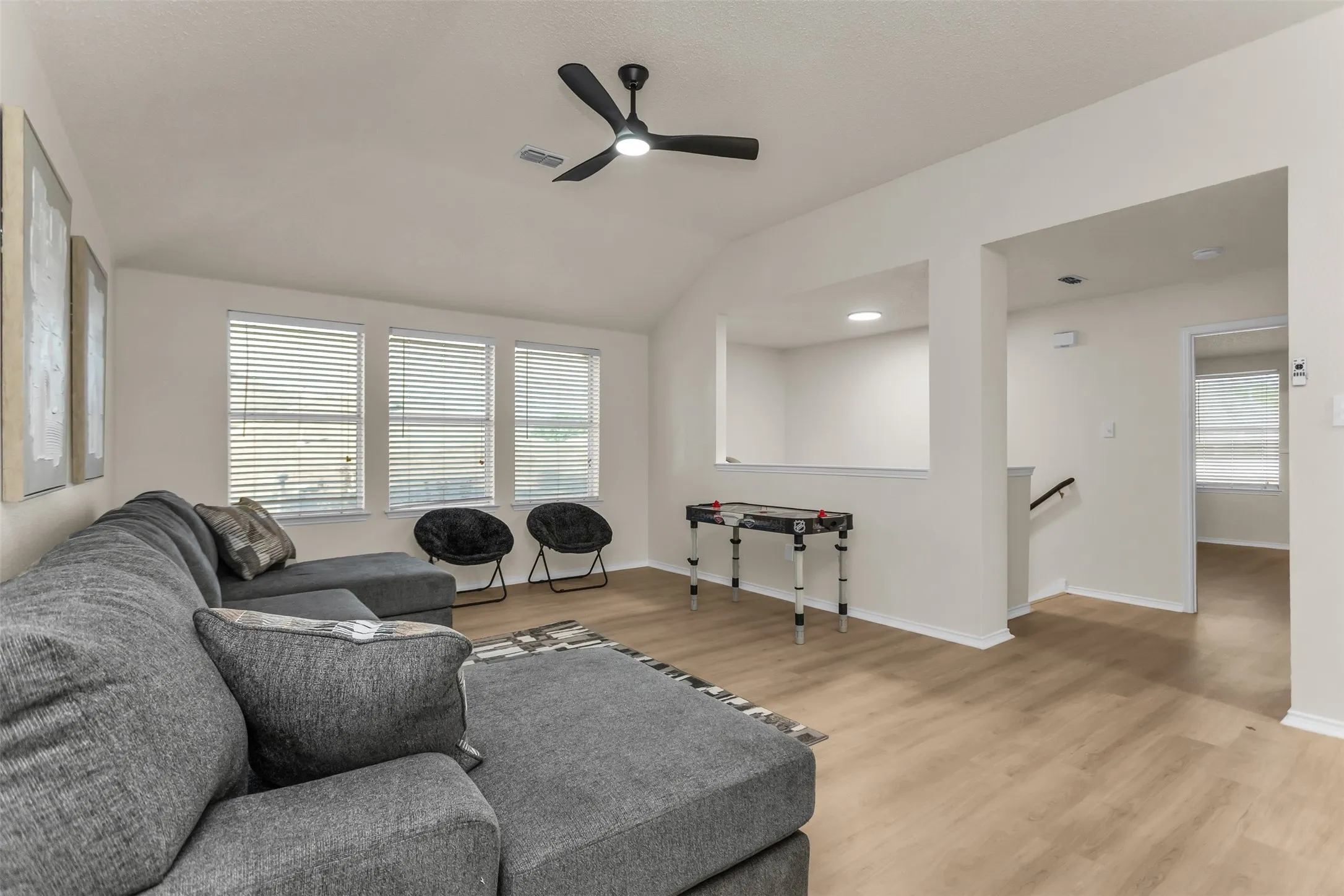 Single Family Residence For Sale in Kaufman County , 306 Cherrywood Trail, Forney, Texas 75126, 4 Bedroom, 3 Bathroom, 2 Garage spaces, 3,085 Sqft, built in 2002, mls#21334487, Real Estate Agent in Forney, Homes For Sale in Kaufman county, Homes For Sale in Forney, Realtor in Forney Texas, Real Estate Brokerage Independent Realty Texas, Luminita Cordes Realtor