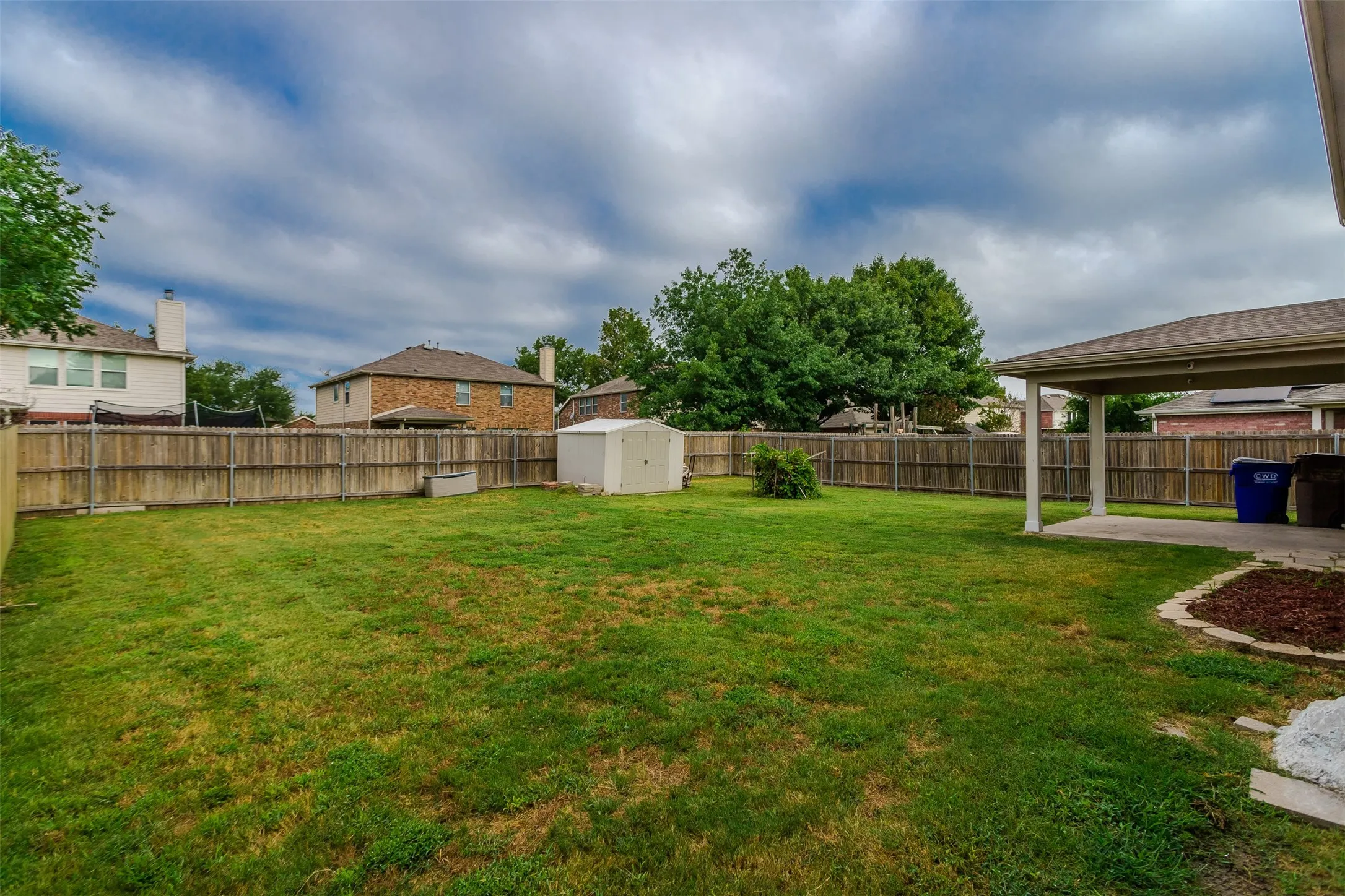 Single Family Residence For Sale in Kaufman County , 306 Cherrywood Trail, Forney, Texas 75126, 4 Bedroom, 3 Bathroom, 2 Garage spaces, 3,085 Sqft, built in 2002, mls#21334487, Real Estate Agent in Forney, Homes For Sale in Kaufman county, Homes For Sale in Forney, Realtor in Forney Texas, Real Estate Brokerage Independent Realty Texas, Luminita Cordes Realtor