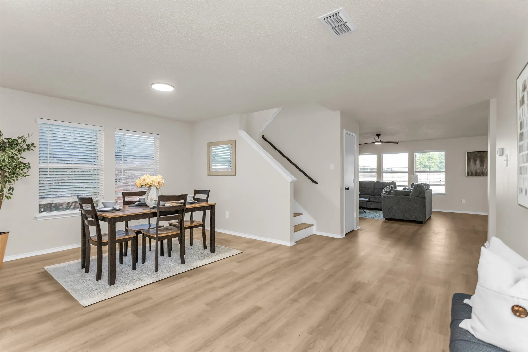 Single Family Residence For Sale in Kaufman County , 306 Cherrywood Trail, Forney, Texas 75126, 4 Bedroom, 3 Bathroom, 2 Garage spaces, 3,085 Sqft, built in 2002, mls#21334487, Real Estate Agent in Forney, Homes For Sale in Kaufman county, Homes For Sale in Forney, Realtor in Forney Texas, Real Estate Brokerage Independent Realty Texas, Luminita Cordes Realtor