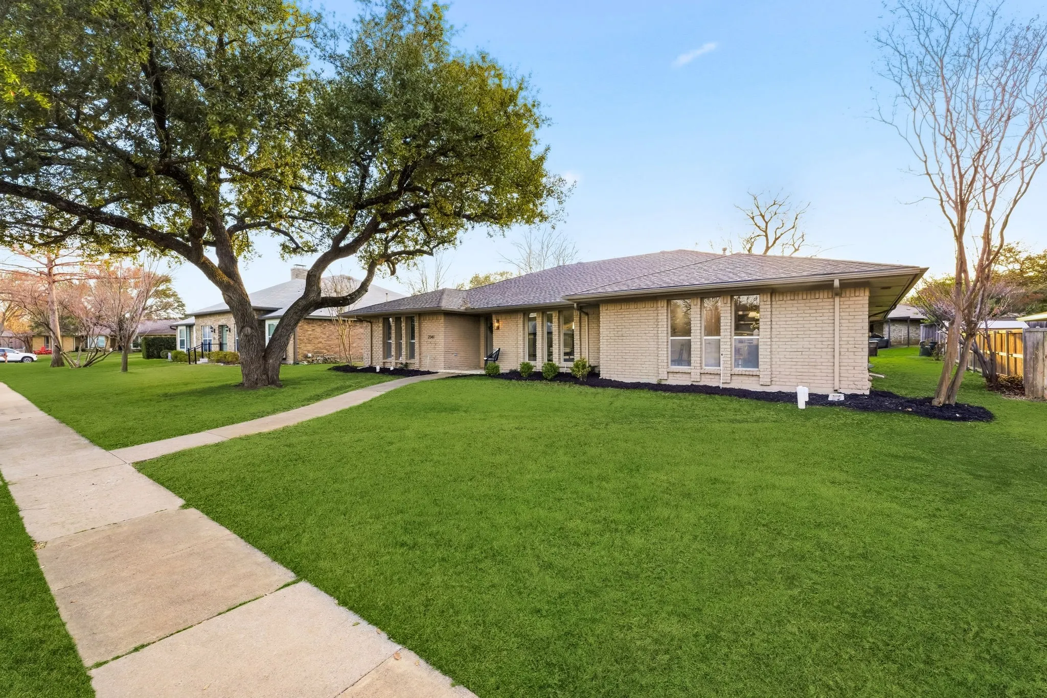 Single Family Residence For Sale in Collin County , 2341 Monticello Circle, Plano, Texas 75075, 4 Bedroom, 3 Bathroom, 2 Garage spaces, 2,616 Sqft, built in 1973, mls#21335004, Real Estate Agent in Plano, Homes For Sale in Collin county, Homes For Sale in Plano, Realtor in Plano Texas, Real Estate Brokerage Independent Realty Texas, Luminita Cordes Realtor