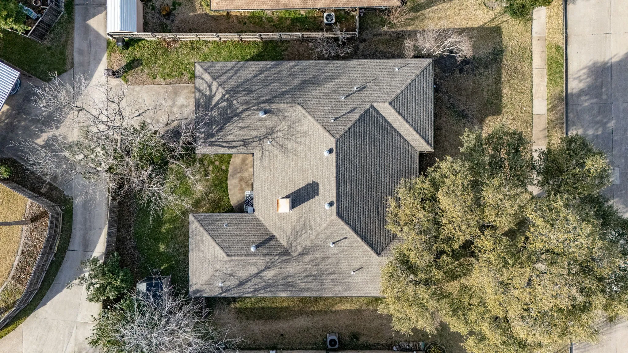Single Family Residence For Sale in Collin County , 2341 Monticello Circle, Plano, Texas 75075, 4 Bedroom, 3 Bathroom, 2 Garage spaces, 2,616 Sqft, built in 1973, mls#21335004, Real Estate Agent in Plano, Homes For Sale in Collin county, Homes For Sale in Plano, Realtor in Plano Texas, Real Estate Brokerage Independent Realty Texas, Luminita Cordes Realtor