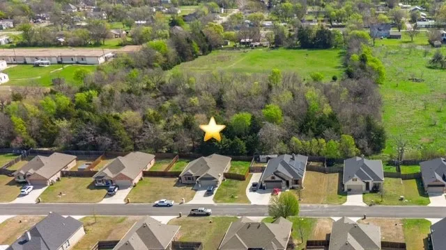 Single Family Residence For Sale in Hunt County , 411 Mesa Drive, Lone Oak, Texas 75453, 3 Bedroom, 2 Bathroom, 2 Garage spaces, 1,591 Sqft, built in 2020, mls#21334543, Real Estate Agent in Lone Oak, Homes For Sale in Hunt county, Homes For Sale in Lone Oak, Realtor in Lone Oak Texas, Real Estate Brokerage Independent Realty Texas, Luminita Cordes Realtor