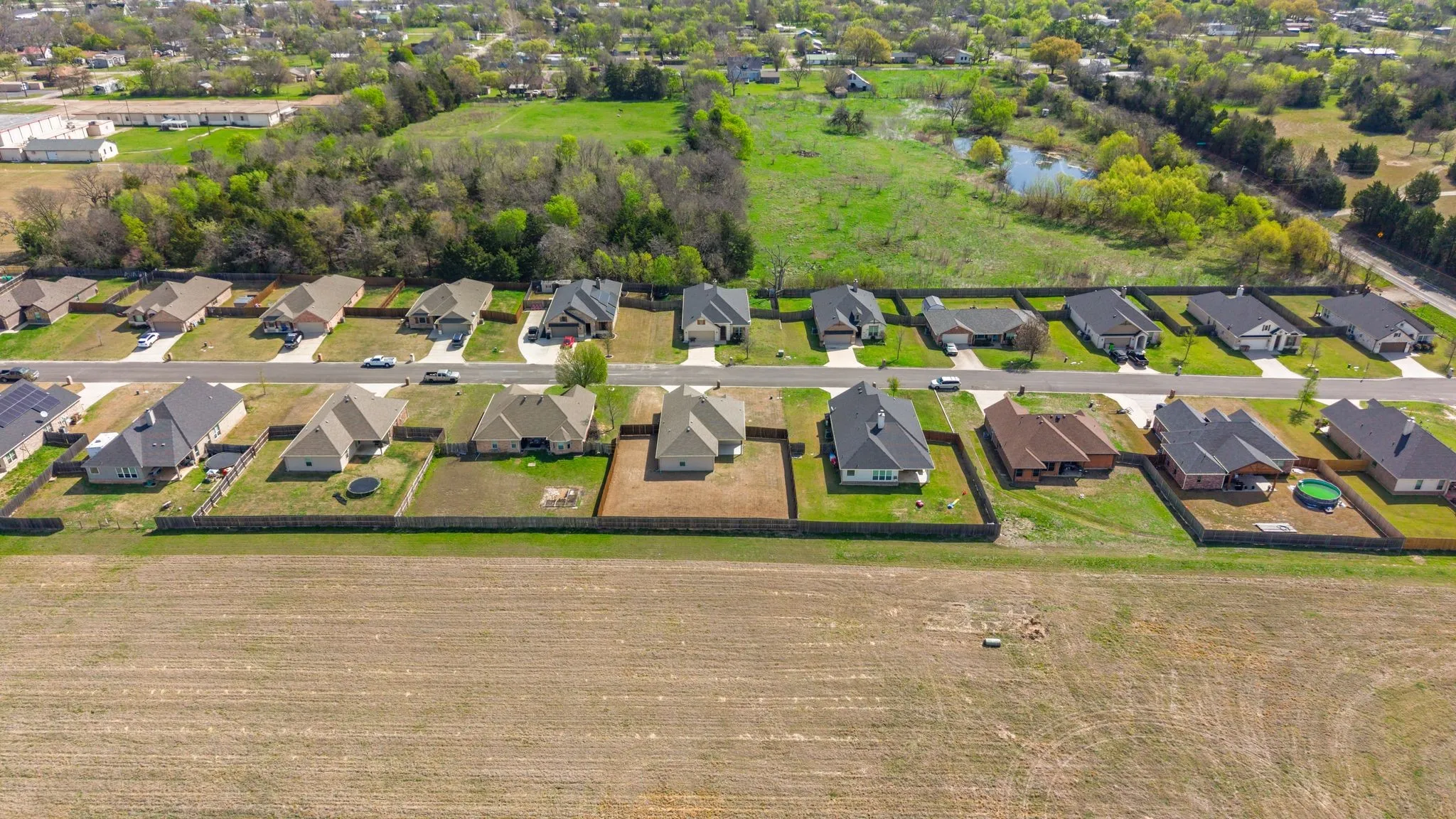 Single Family Residence For Sale in Hunt County , 411 Mesa Drive, Lone Oak, Texas 75453, 3 Bedroom, 2 Bathroom, 2 Garage spaces, 1,591 Sqft, built in 2020, mls#21334543, Real Estate Agent in Lone Oak, Homes For Sale in Hunt county, Homes For Sale in Lone Oak, Realtor in Lone Oak Texas, Real Estate Brokerage Independent Realty Texas, Luminita Cordes Realtor