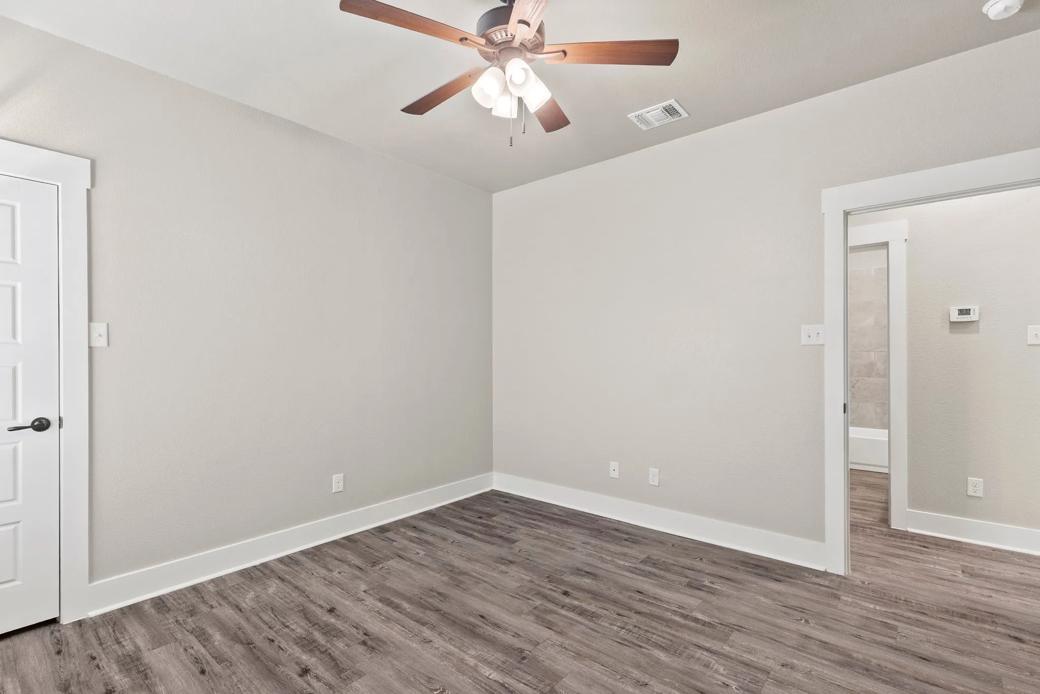 Second bedroom