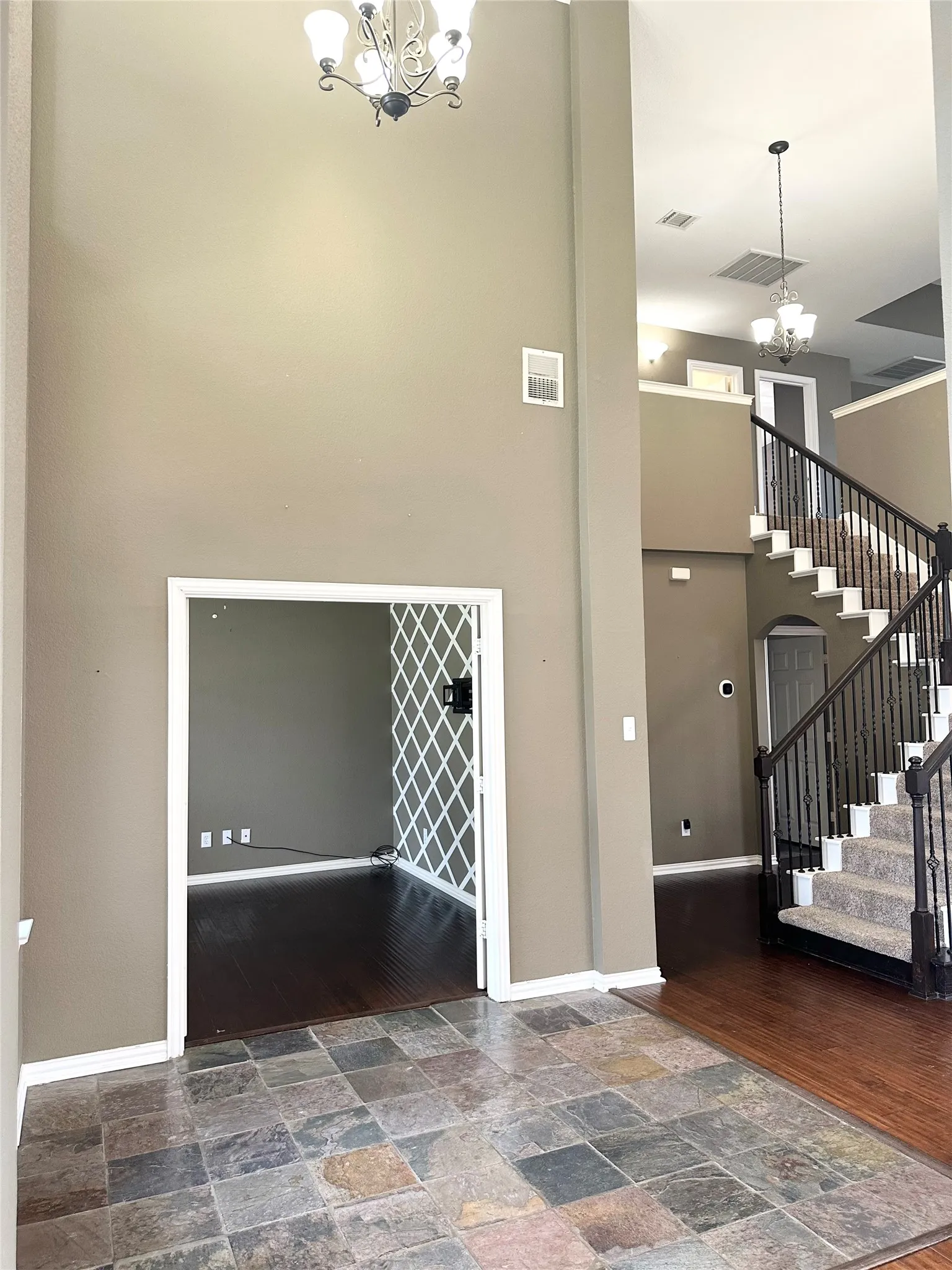 Single Family Residence For Rent in Collin County , 806 Cascades Drive, Allen, Texas 75002, 4 Bedroom, 4 Bathroom, 2 Garage spaces, 3,326 Sqft, built in 2003, mls#21335269, Real Estate Agent in Allen, Homes For Rent in Collin county, Homes For Rent in Allen, Realtor in Allen Texas, Real Estate Brokerage Independent Realty Texas, Luminita Cordes Realtor
