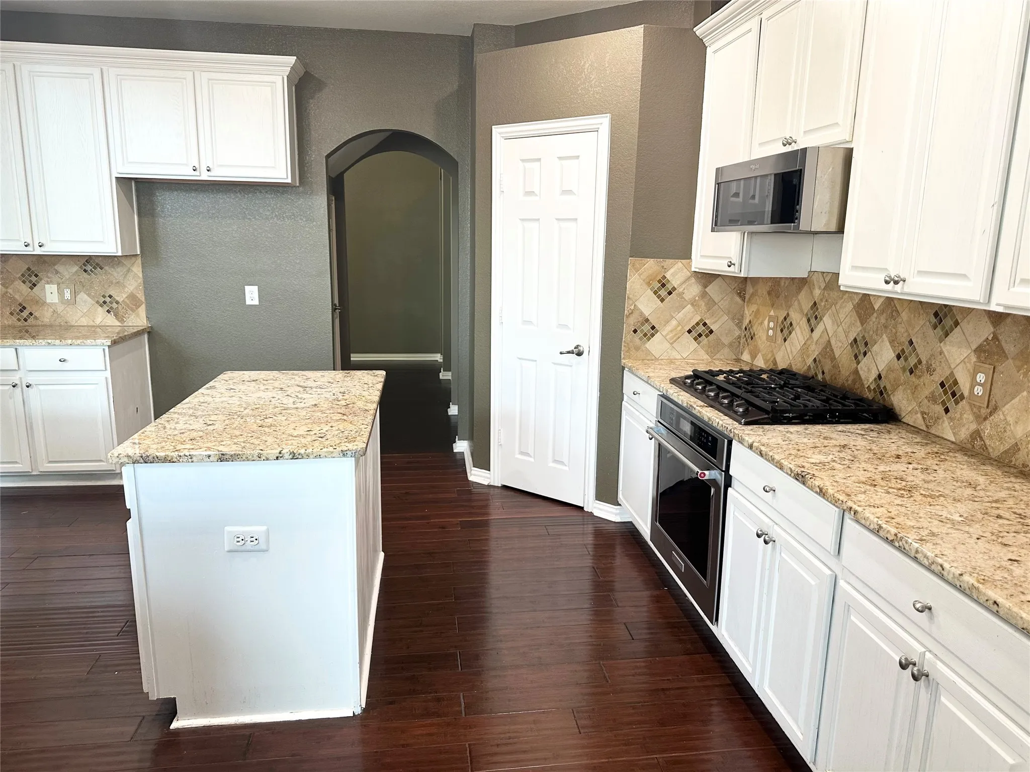 Single Family Residence For Rent in Collin County , 806 Cascades Drive, Allen, Texas 75002, 4 Bedroom, 4 Bathroom, 2 Garage spaces, 3,326 Sqft, built in 2003, mls#21335269, Real Estate Agent in Allen, Homes For Rent in Collin county, Homes For Rent in Allen, Realtor in Allen Texas, Real Estate Brokerage Independent Realty Texas, Luminita Cordes Realtor