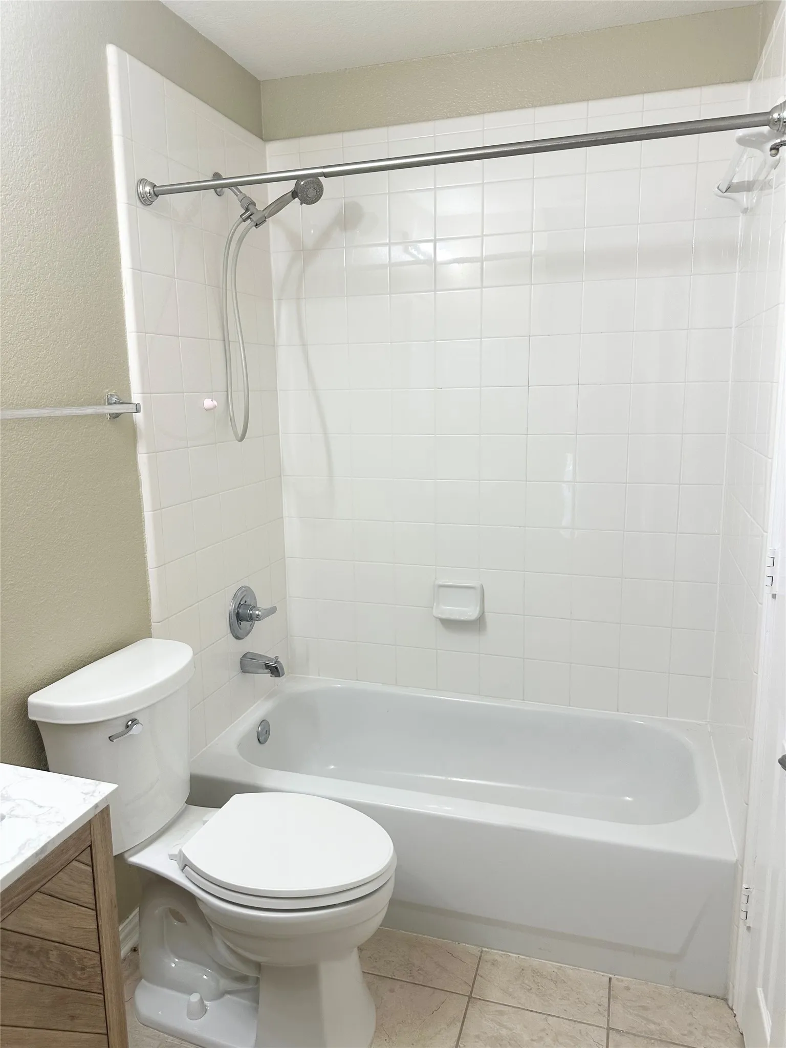 Single Family Residence For Rent in Collin County , 806 Cascades Drive, Allen, Texas 75002, 4 Bedroom, 4 Bathroom, 2 Garage spaces, 3,326 Sqft, built in 2003, mls#21335269, Real Estate Agent in Allen, Homes For Rent in Collin county, Homes For Rent in Allen, Realtor in Allen Texas, Real Estate Brokerage Independent Realty Texas, Luminita Cordes Realtor