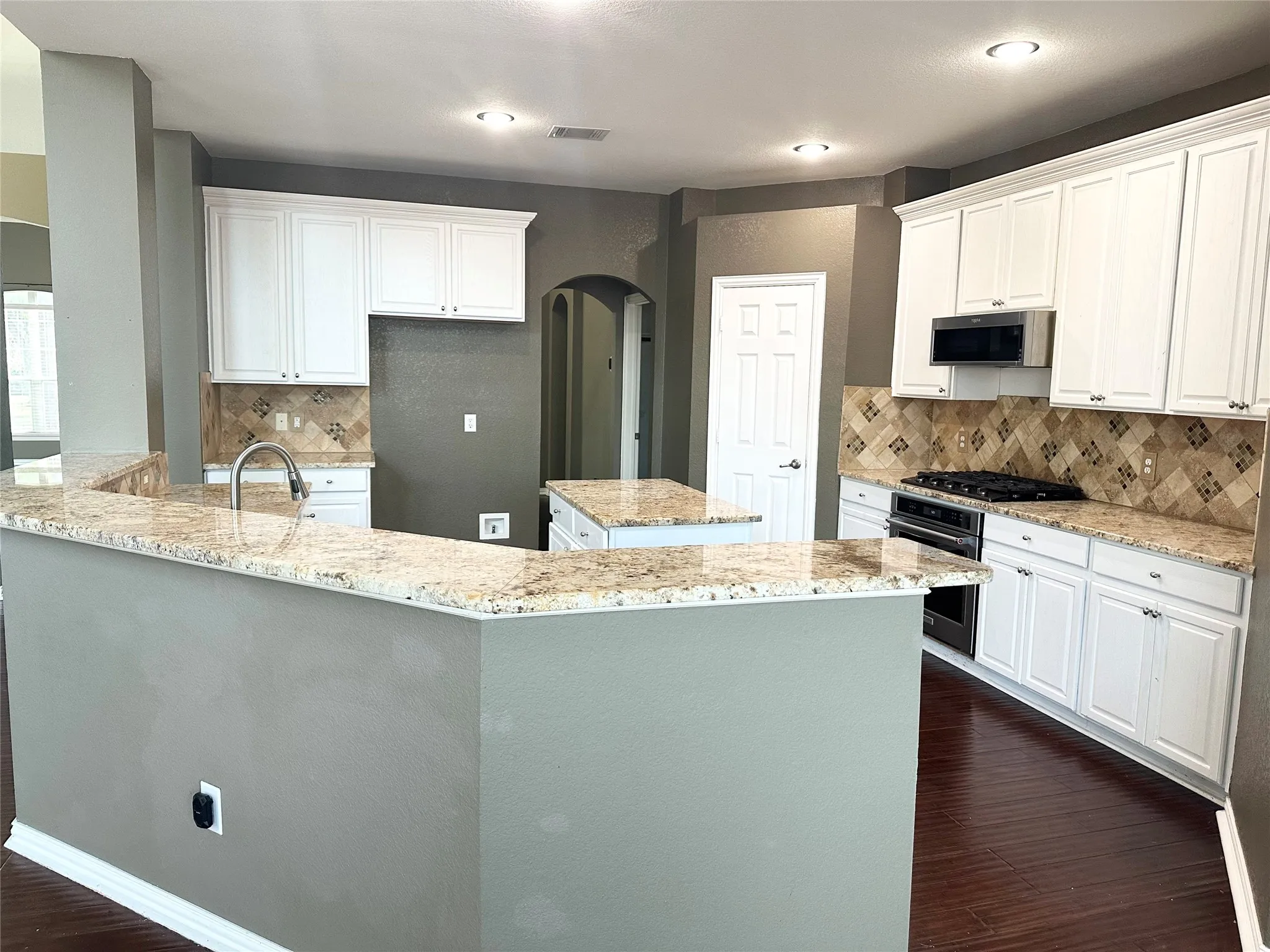 Single Family Residence For Rent in Collin County , 806 Cascades Drive, Allen, Texas 75002, 4 Bedroom, 4 Bathroom, 2 Garage spaces, 3,326 Sqft, built in 2003, mls#21335269, Real Estate Agent in Allen, Homes For Rent in Collin county, Homes For Rent in Allen, Realtor in Allen Texas, Real Estate Brokerage Independent Realty Texas, Luminita Cordes Realtor
