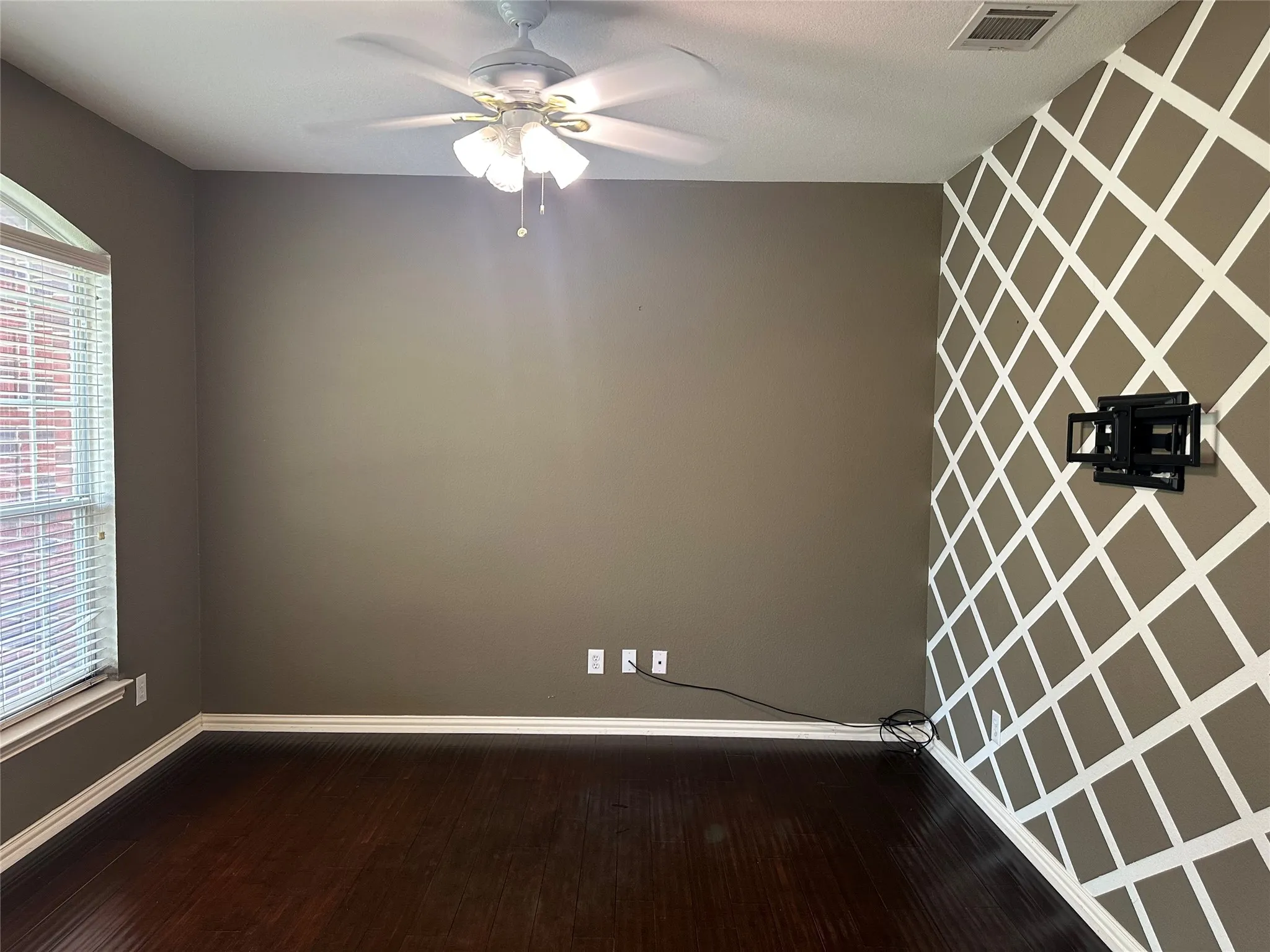 Single Family Residence For Rent in Collin County , 806 Cascades Drive, Allen, Texas 75002, 4 Bedroom, 4 Bathroom, 2 Garage spaces, 3,326 Sqft, built in 2003, mls#21335269, Real Estate Agent in Allen, Homes For Rent in Collin county, Homes For Rent in Allen, Realtor in Allen Texas, Real Estate Brokerage Independent Realty Texas, Luminita Cordes Realtor