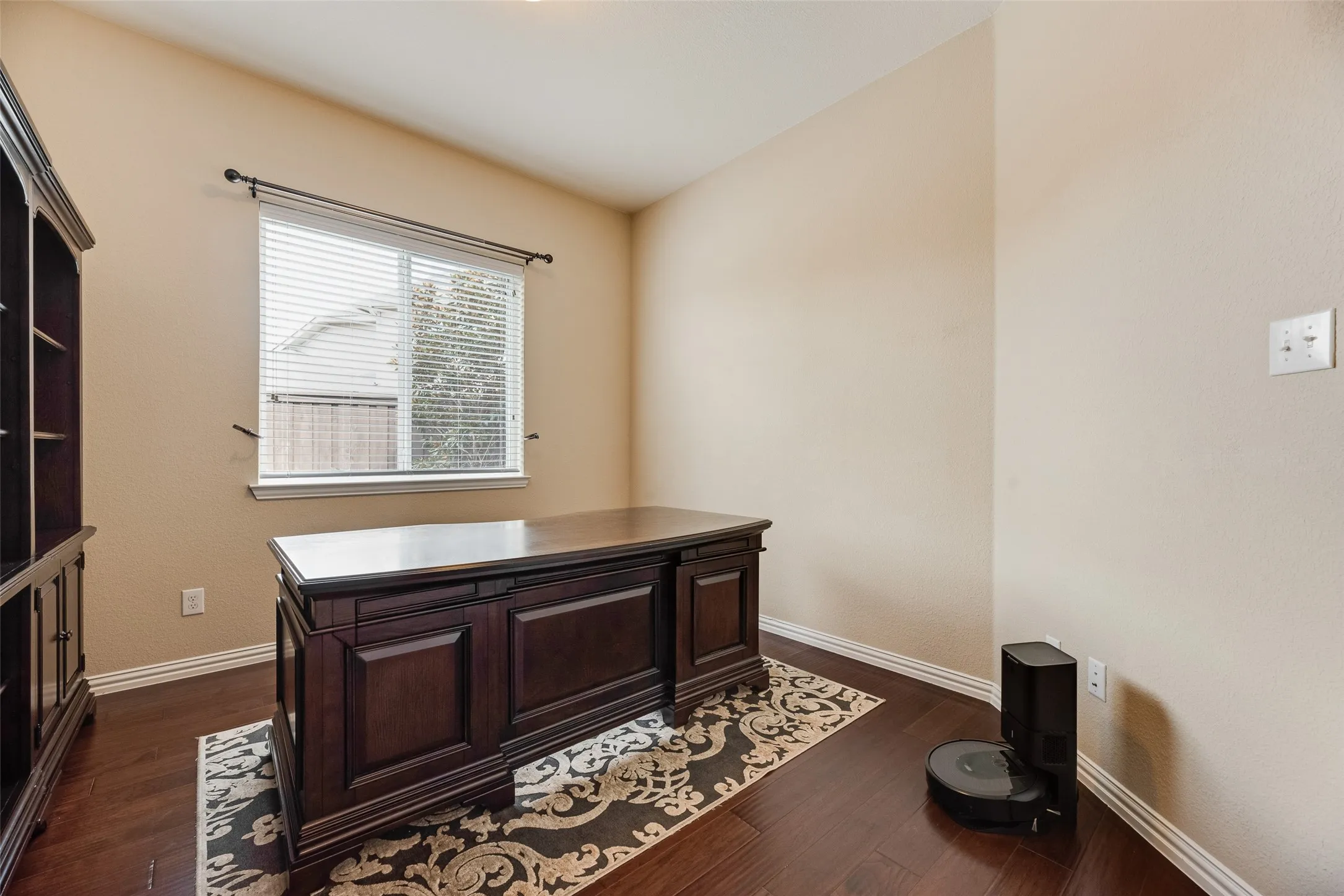 Single Family Residence For Sale in Denton County , 4396 Live Springs Road, Frisco, Texas 75036, 5 Bedroom, 5 Bathroom, 3 Garage spaces, 4,159 Sqft, built in 2015, mls#21335238, Real Estate Agent in Frisco, Homes For Sale in Denton county, Homes For Sale in Frisco, Realtor in Frisco Texas, Real Estate Brokerage Independent Realty Texas, Luminita Cordes Realtor