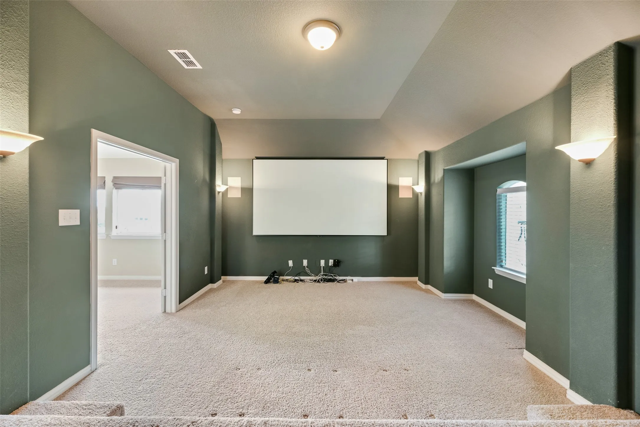 Single Family Residence For Sale in Denton County , 4396 Live Springs Road, Frisco, Texas 75036, 5 Bedroom, 5 Bathroom, 3 Garage spaces, 4,159 Sqft, built in 2015, mls#21335238, Real Estate Agent in Frisco, Homes For Sale in Denton county, Homes For Sale in Frisco, Realtor in Frisco Texas, Real Estate Brokerage Independent Realty Texas, Luminita Cordes Realtor
