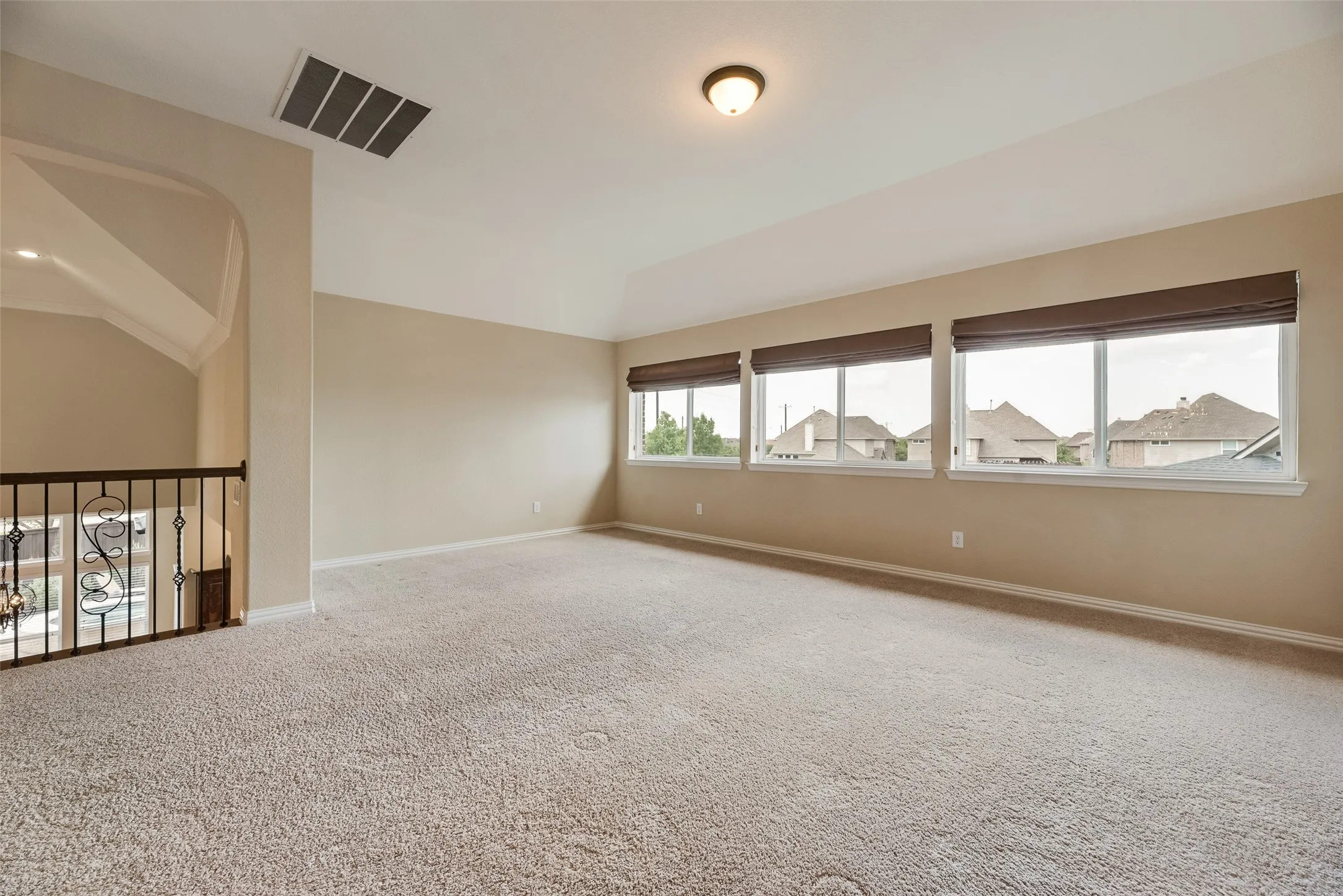Single Family Residence For Sale in Denton County , 4396 Live Springs Road, Frisco, Texas 75036, 5 Bedroom, 5 Bathroom, 3 Garage spaces, 4,159 Sqft, built in 2015, mls#21335238, Real Estate Agent in Frisco, Homes For Sale in Denton county, Homes For Sale in Frisco, Realtor in Frisco Texas, Real Estate Brokerage Independent Realty Texas, Luminita Cordes Realtor