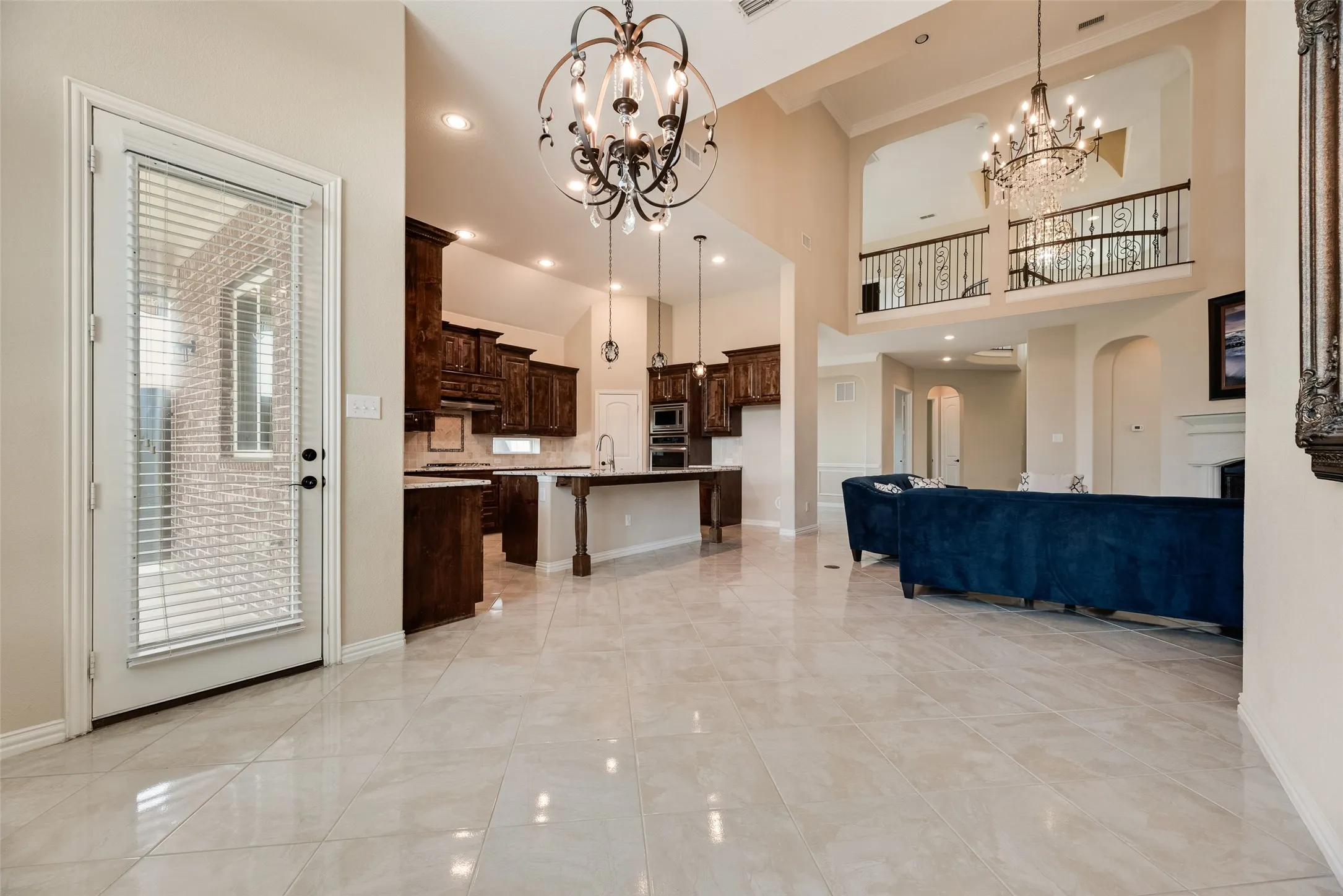 Single Family Residence For Sale in Denton County , 4396 Live Springs Road, Frisco, Texas 75036, 5 Bedroom, 5 Bathroom, 3 Garage spaces, 4,159 Sqft, built in 2015, mls#21335238, Real Estate Agent in Frisco, Homes For Sale in Denton county, Homes For Sale in Frisco, Realtor in Frisco Texas, Real Estate Brokerage Independent Realty Texas, Luminita Cordes Realtor
