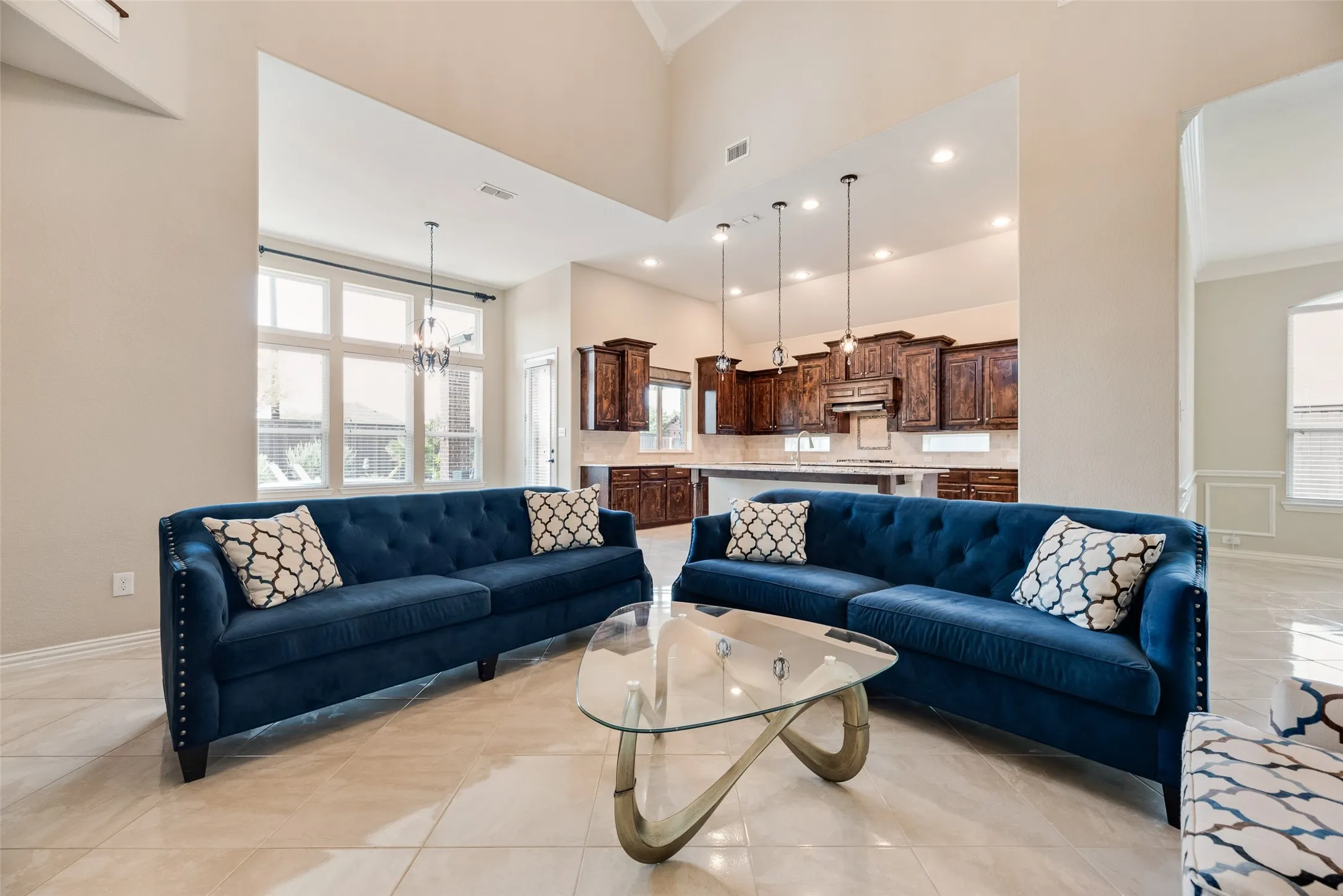 Single Family Residence For Sale in Denton County , 4396 Live Springs Road, Frisco, Texas 75036, 5 Bedroom, 5 Bathroom, 3 Garage spaces, 4,159 Sqft, built in 2015, mls#21335238, Real Estate Agent in Frisco, Homes For Sale in Denton county, Homes For Sale in Frisco, Realtor in Frisco Texas, Real Estate Brokerage Independent Realty Texas, Luminita Cordes Realtor
