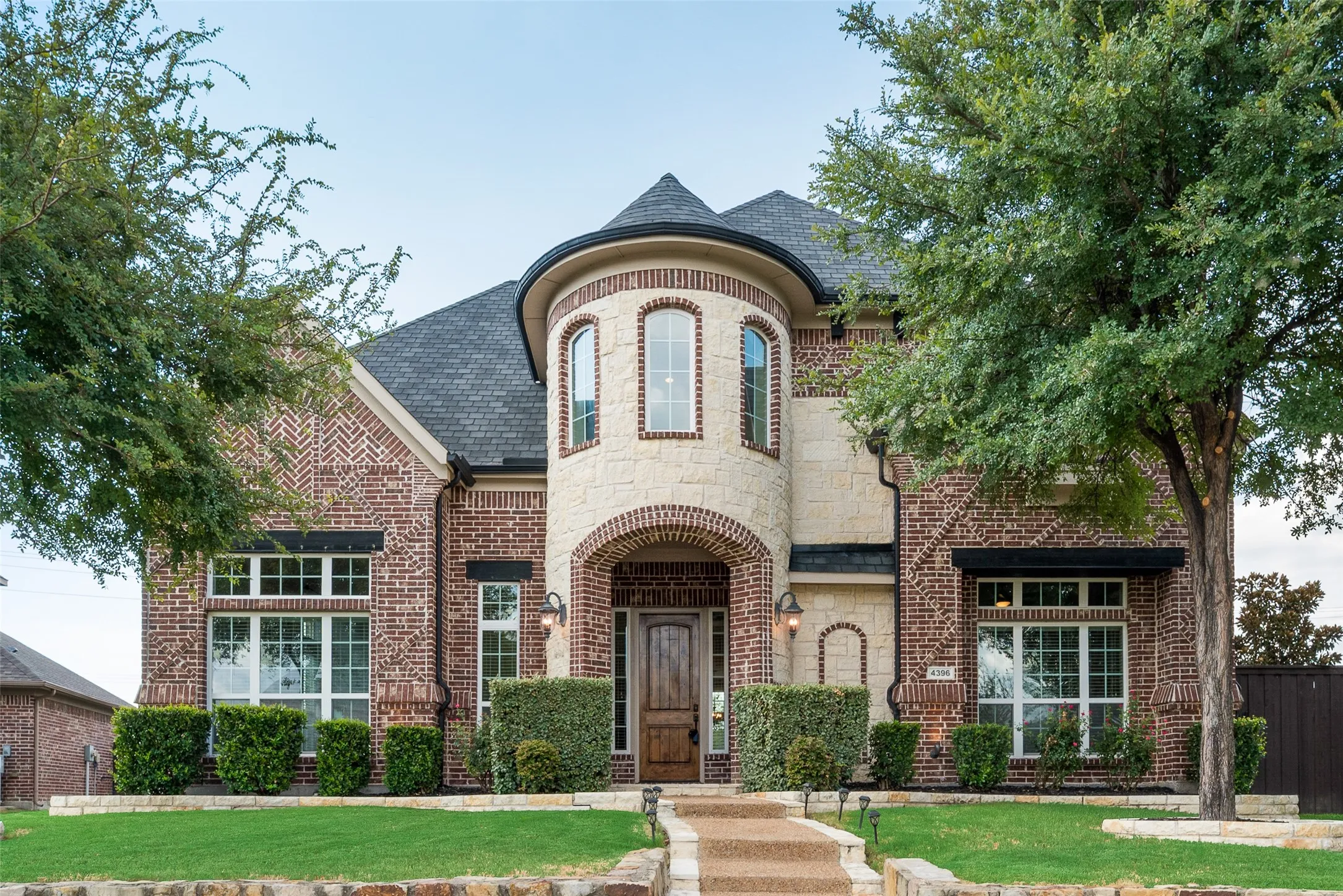 Single Family Residence For Rent in Denton County , 4396 Live Springs Road, Frisco, Texas 75036, 5 Bedroom, 5 Bathroom, 3 Garage spaces, 4,159 Sqft, built in 2015, mls#21335276, Real Estate Agent in Frisco, Homes For Rent in Denton county, Homes For Rent in Frisco, Realtor in Frisco Texas, Real Estate Brokerage Independent Realty Texas, Luminita Cordes Realtor
