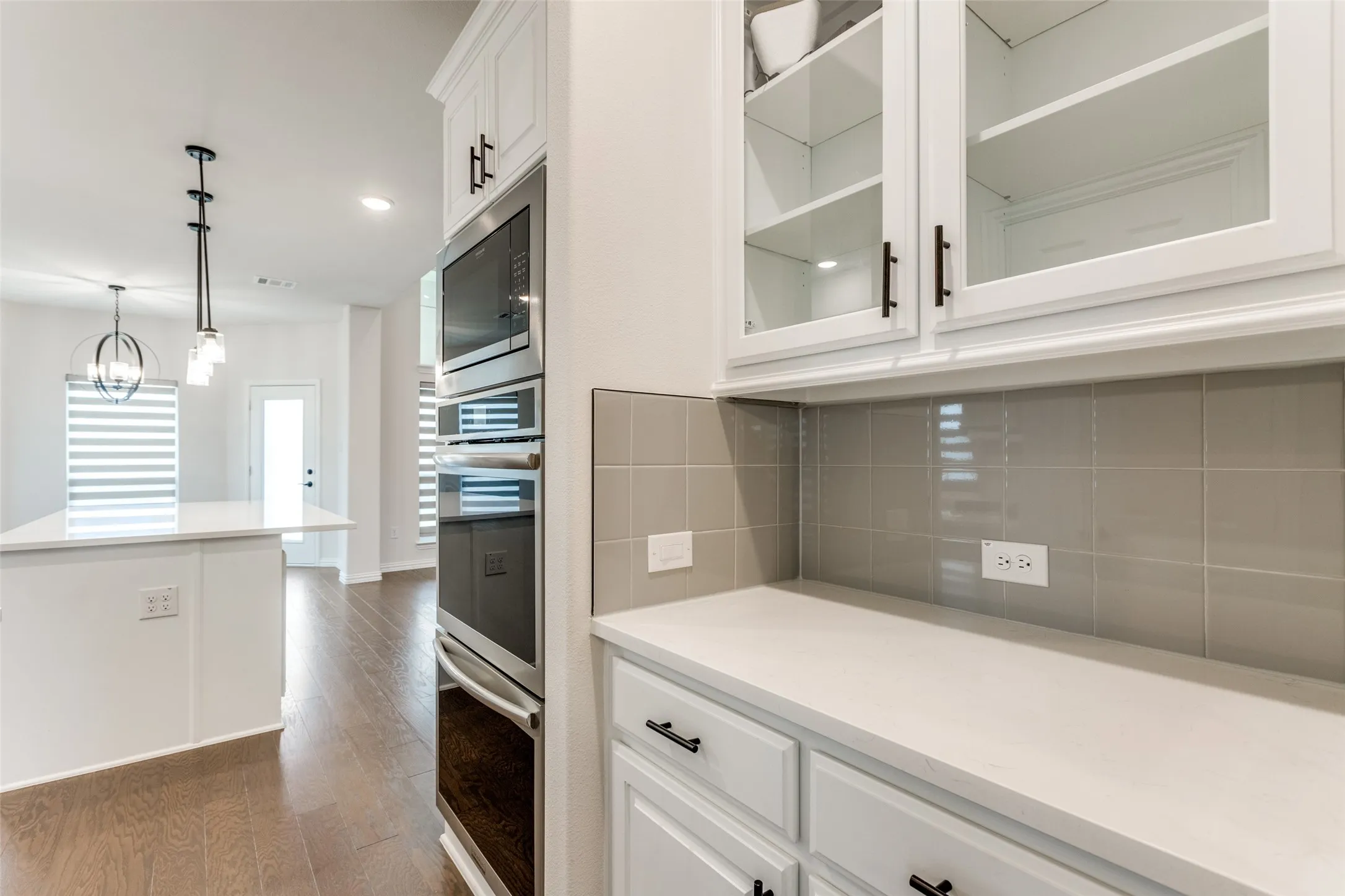 Single Family Residence For Rent in Collin County , 2617 Spotted Owl Lane, Celina, Texas 75009, 6 Bedroom, 4 Bathroom, 2 Garage spaces, 4,004 Sqft, built in 2022, mls#21335274, Real Estate Agent in Celina, Homes For Rent in Collin county, Homes For Rent in Celina, Realtor in Celina Texas, Real Estate Brokerage Independent Realty Texas, Luminita Cordes Realtor