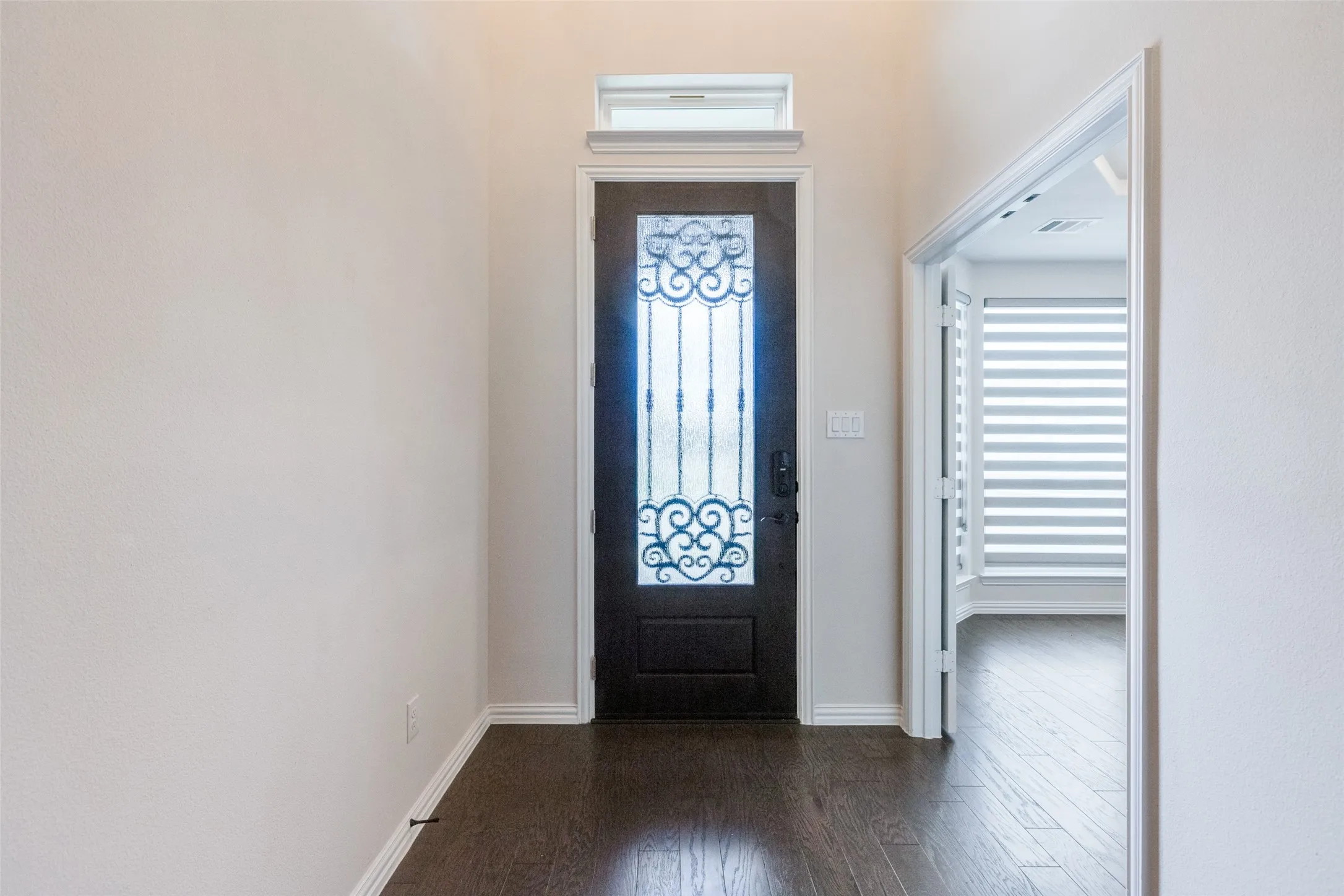 Single Family Residence For Rent in Collin County , 2617 Spotted Owl Lane, Celina, Texas 75009, 6 Bedroom, 4 Bathroom, 2 Garage spaces, 4,004 Sqft, built in 2022, mls#21335274, Real Estate Agent in Celina, Homes For Rent in Collin county, Homes For Rent in Celina, Realtor in Celina Texas, Real Estate Brokerage Independent Realty Texas, Luminita Cordes Realtor