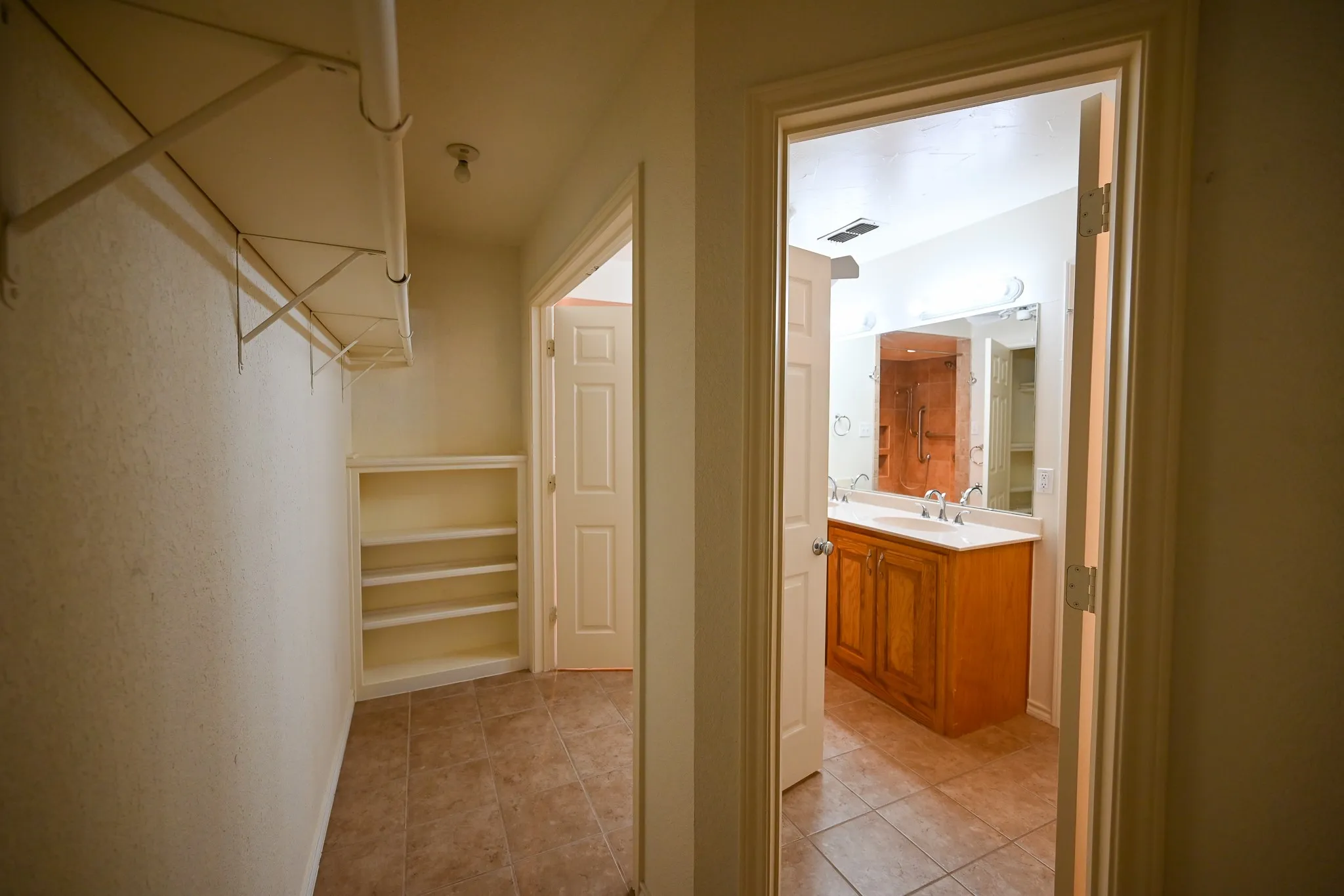 Single Family Residence For Rent in Wise County , 2951 N Trinity Street, Decatur, Texas 76234, 3 Bedroom, 2 Bathroom, 2 Garage spaces, 1,886 Sqft, built in 1995, mls#21335242, Real Estate Agent in Decatur, Homes For Rent in Wise county, Homes For Rent in Decatur, Realtor in Decatur Texas, Real Estate Brokerage Independent Realty Texas, Luminita Cordes Realtor