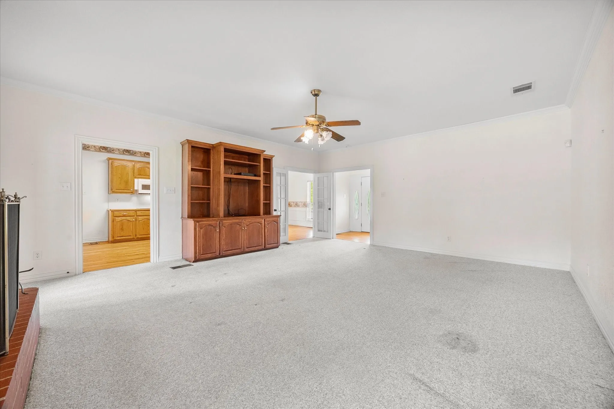 Single Family Residence For Sale in Hunt County , 10495 Holly Creek Road, Terrell, Texas 75160, 3 Bedroom, 2 Bathroom, 2 Garage spaces, 1,934 Sqft, built in 1998, mls#21335284, Real Estate Agent in Terrell, Homes For Sale in Hunt county, Homes For Sale in Terrell, Realtor in Terrell Texas, Real Estate Brokerage Independent Realty Texas, Luminita Cordes Realtor