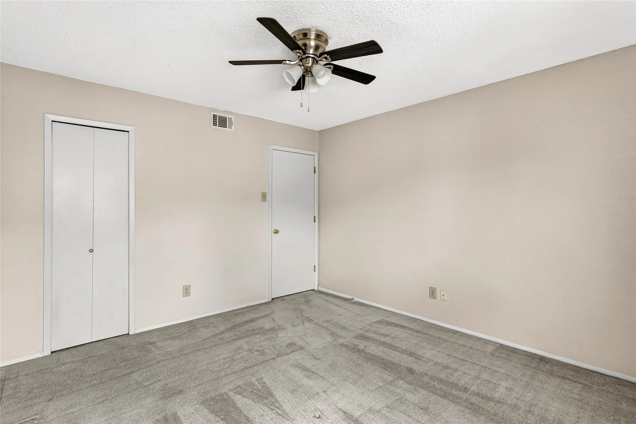 Opposite view of Bedroom showing​​‌​​​​‌​​‌‌​‌‌​​​‌‌​‌​‌​‌​​​‌​​ closet.