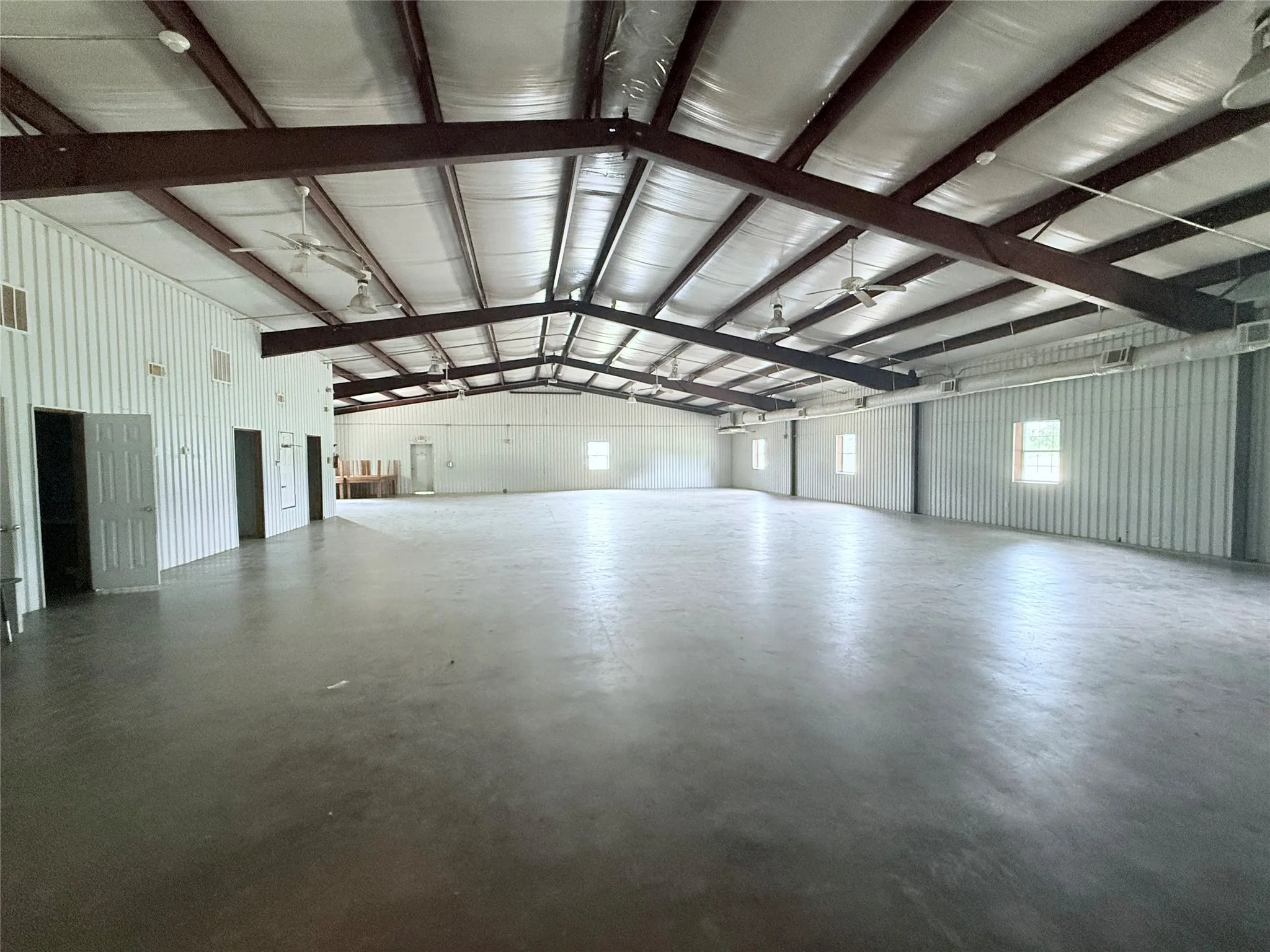 Business For Sale in Van Zandt County , 995 W State Highway 243, Canton, Texas 75103, 0, 0, Garage spaces, 0 Sqft, built in 2002, mls#21330305, Real Estate Agent in Canton, Homes For Sale in Van Zandt county, Homes For Sale in Canton, Realtor in Canton Texas, Real Estate Brokerage Independent Realty Texas, Luminita Cordes Realtor