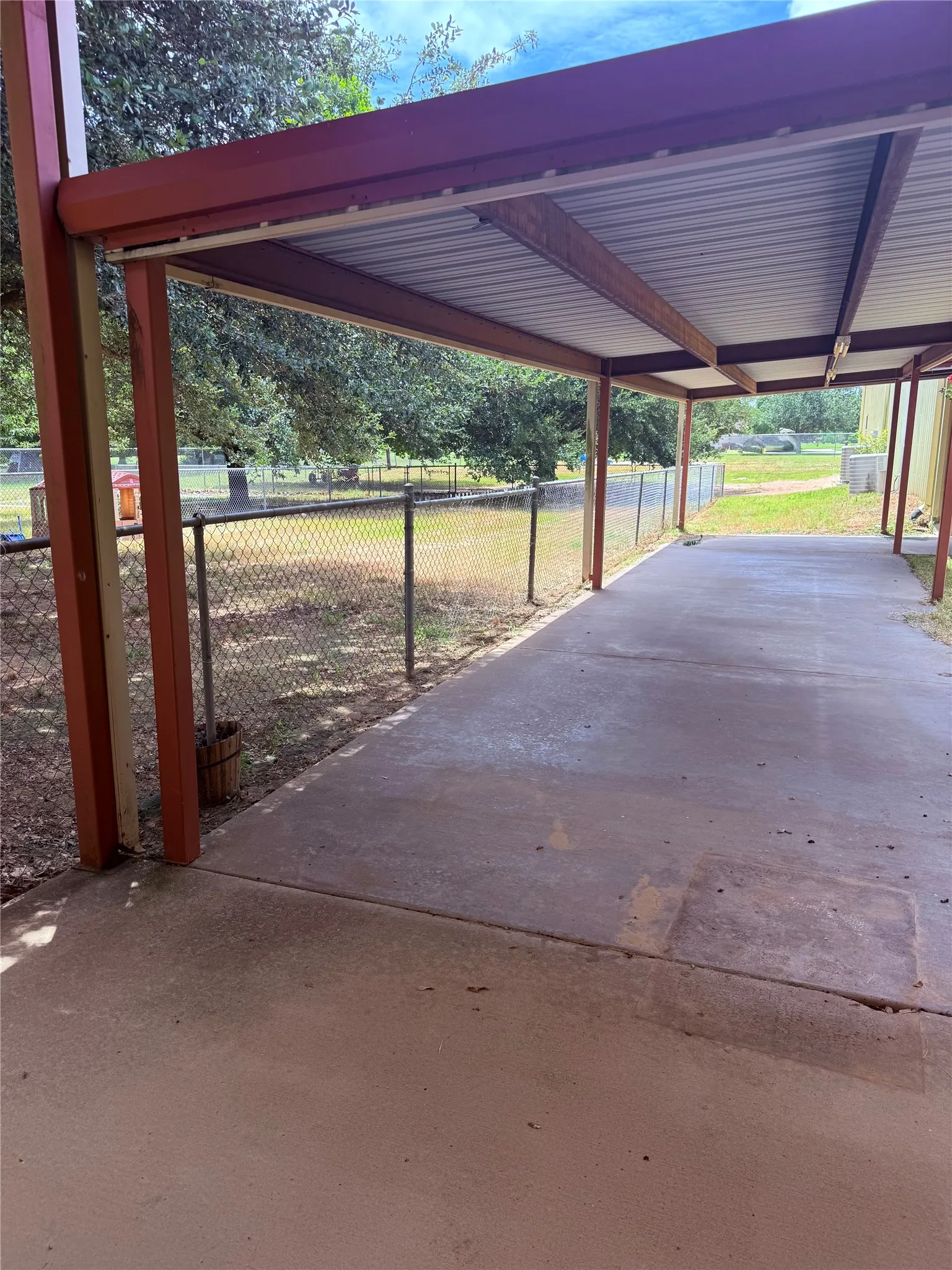 Business For Sale in Van Zandt County , 995 W State Highway 243, Canton, Texas 75103, 0, 0, Garage spaces, 0 Sqft, built in 2002, mls#21330305, Real Estate Agent in Canton, Homes For Sale in Van Zandt county, Homes For Sale in Canton, Realtor in Canton Texas, Real Estate Brokerage Independent Realty Texas, Luminita Cordes Realtor
