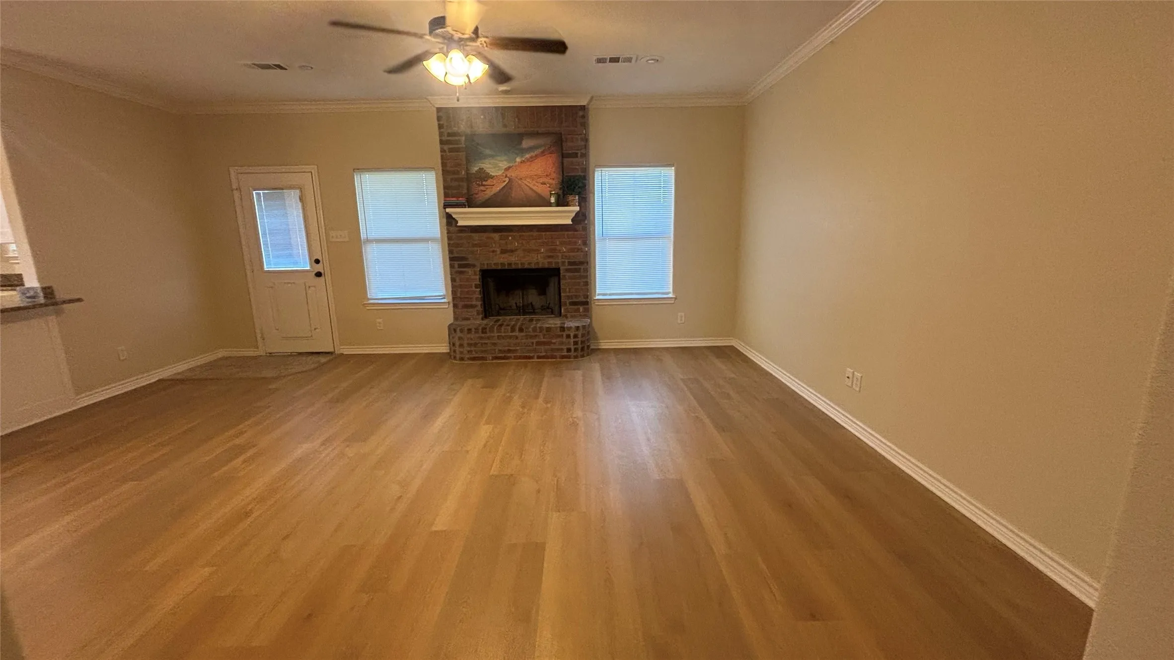 Single Family Residence For Sale in Henderson County , 6 Starview Drive, Star Harbor, Texas 75148, 3 Bedroom, 2 Bathroom, 2 Garage spaces, 1,500 Sqft, built in 2015, mls#21335298, Real Estate Agent in Star Harbor, Homes For Sale in Henderson county, Homes For Sale in Star Harbor, Realtor in Star Harbor Texas, Real Estate Brokerage Independent Realty Texas, Luminita Cordes Realtor