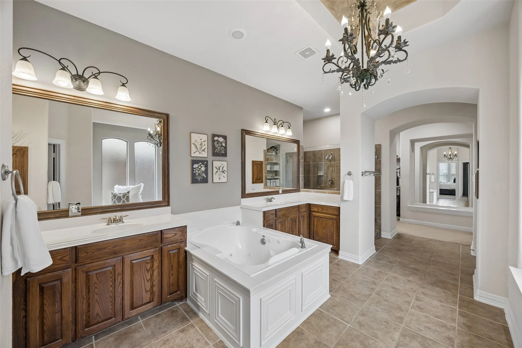 Single Family Residence For Sale in Denton County , 3193 Fayette Trail, Frisco, Texas 75034, 4 Bedroom, 3 Bathroom, 3 Garage spaces, 3,347 Sqft, built in 2006, mls#21320073, Real Estate Agent in Frisco, Homes For Sale in Denton county, Homes For Sale in Frisco, Realtor in Frisco Texas, Real Estate Brokerage Independent Realty Texas, Luminita Cordes Realtor