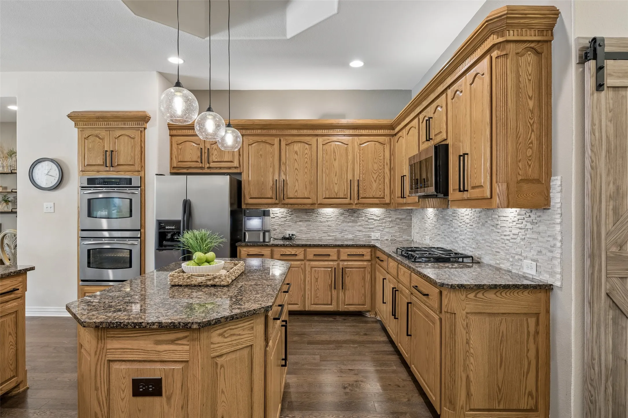 Single Family Residence For Sale in Denton County , 3193 Fayette Trail, Frisco, Texas 75034, 4 Bedroom, 3 Bathroom, 3 Garage spaces, 3,347 Sqft, built in 2006, mls#21320073, Real Estate Agent in Frisco, Homes For Sale in Denton county, Homes For Sale in Frisco, Realtor in Frisco Texas, Real Estate Brokerage Independent Realty Texas, Luminita Cordes Realtor