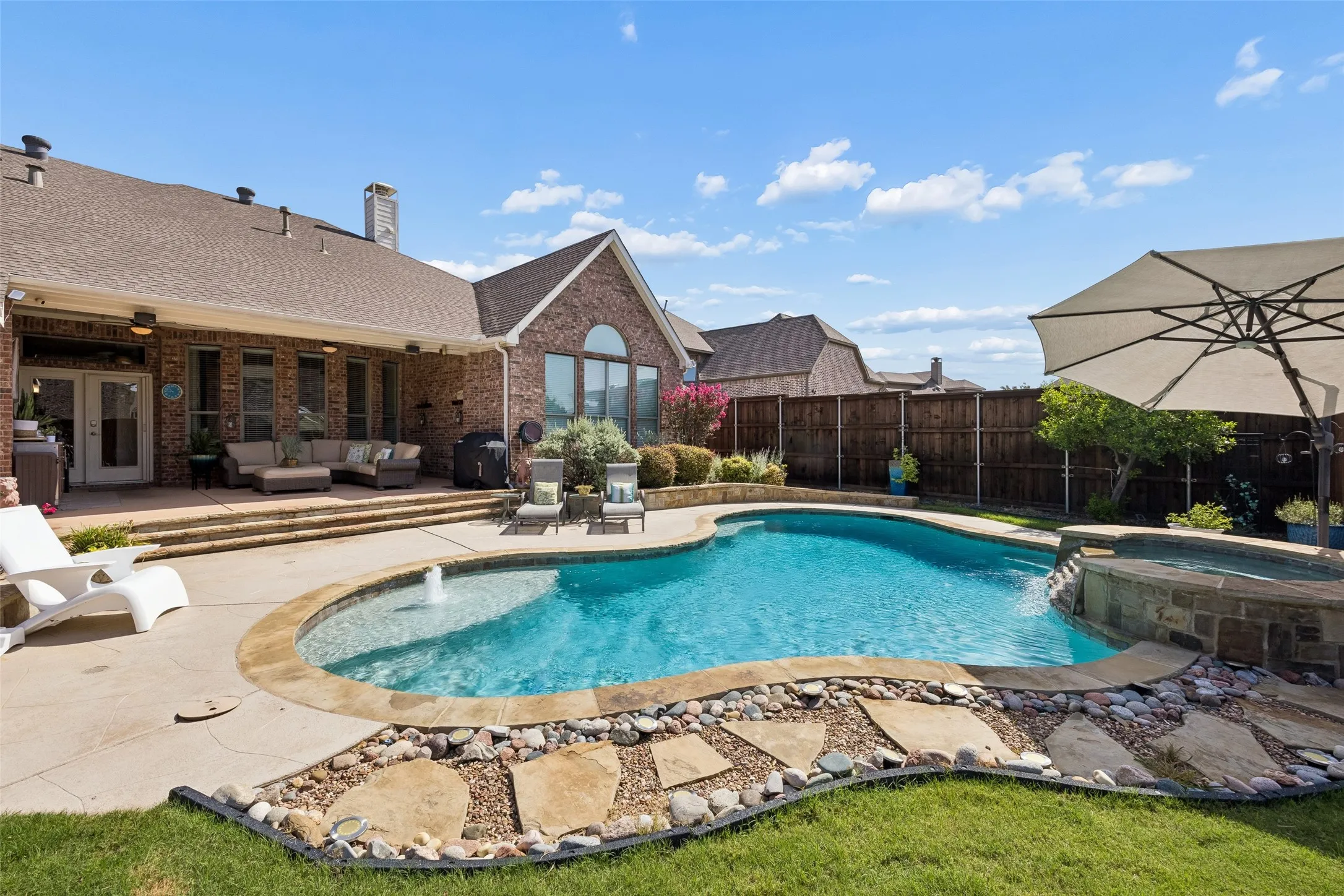 Single Family Residence For Sale in Denton County , 3193 Fayette Trail, Frisco, Texas 75034, 4 Bedroom, 3 Bathroom, 3 Garage spaces, 3,347 Sqft, built in 2006, mls#21320073, Real Estate Agent in Frisco, Homes For Sale in Denton county, Homes For Sale in Frisco, Realtor in Frisco Texas, Real Estate Brokerage Independent Realty Texas, Luminita Cordes Realtor