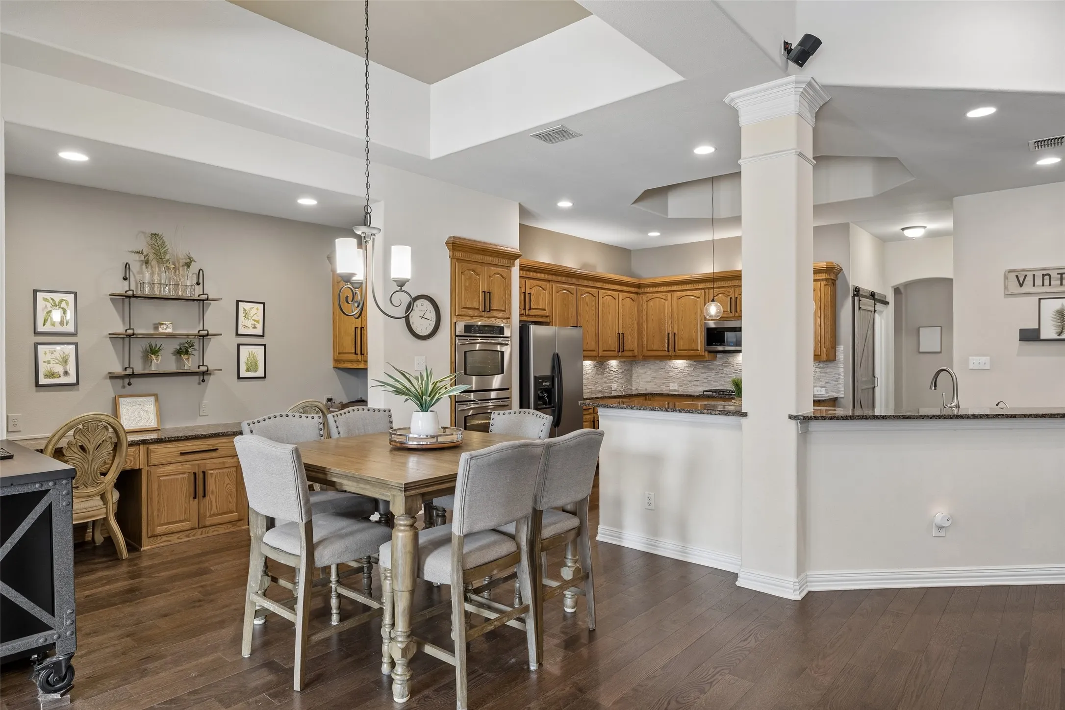 Single Family Residence For Sale in Denton County , 3193 Fayette Trail, Frisco, Texas 75034, 4 Bedroom, 3 Bathroom, 3 Garage spaces, 3,347 Sqft, built in 2006, mls#21320073, Real Estate Agent in Frisco, Homes For Sale in Denton county, Homes For Sale in Frisco, Realtor in Frisco Texas, Real Estate Brokerage Independent Realty Texas, Luminita Cordes Realtor