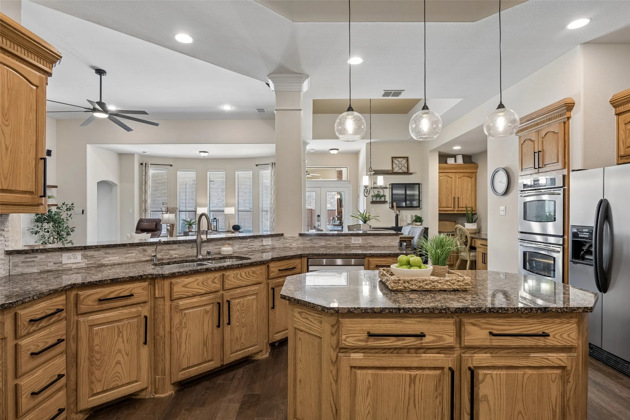 Single Family Residence For Sale in Denton County , 3193 Fayette Trail, Frisco, Texas 75034, 4 Bedroom, 3 Bathroom, 3 Garage spaces, 3,347 Sqft, built in 2006, mls#21320073, Real Estate Agent in Frisco, Homes For Sale in Denton county, Homes For Sale in Frisco, Realtor in Frisco Texas, Real Estate Brokerage Independent Realty Texas, Luminita Cordes Realtor