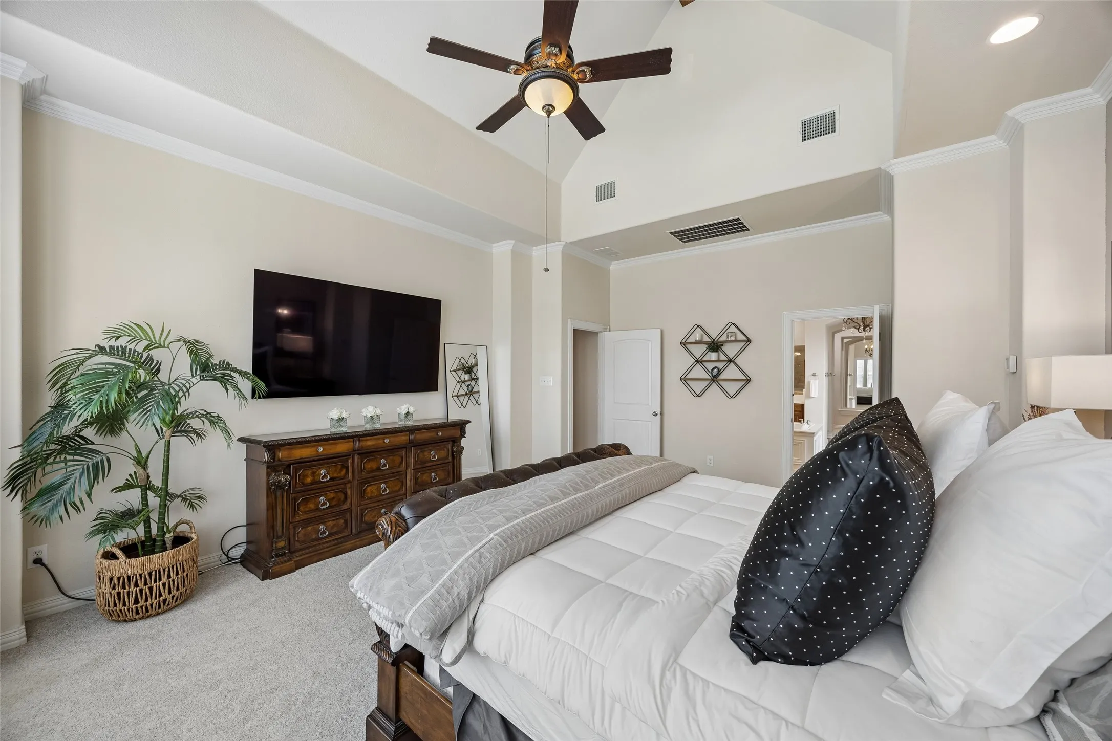 Single Family Residence For Sale in Denton County , 3193 Fayette Trail, Frisco, Texas 75034, 4 Bedroom, 3 Bathroom, 3 Garage spaces, 3,347 Sqft, built in 2006, mls#21320073, Real Estate Agent in Frisco, Homes For Sale in Denton county, Homes For Sale in Frisco, Realtor in Frisco Texas, Real Estate Brokerage Independent Realty Texas, Luminita Cordes Realtor