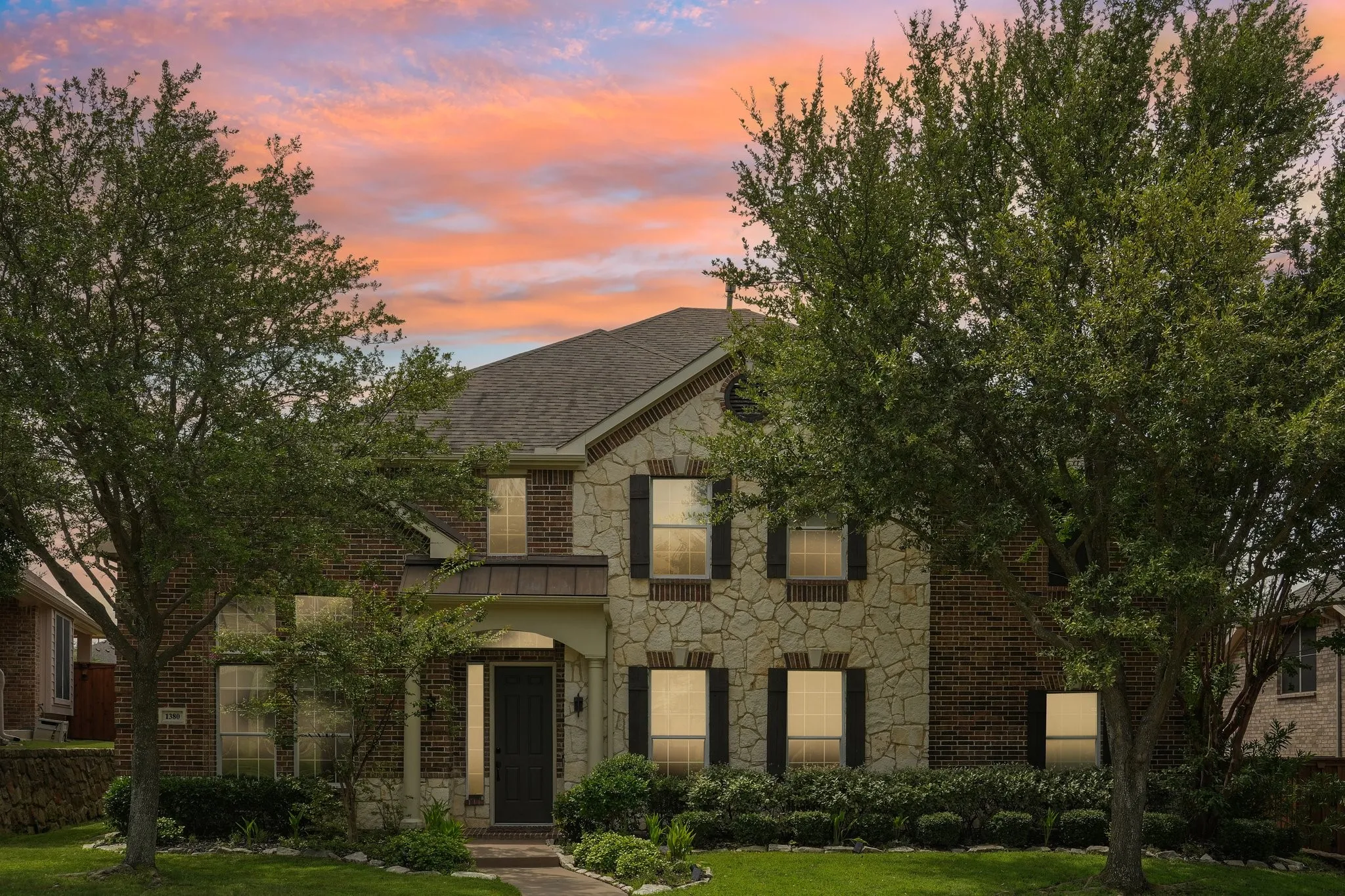 Single Family Residence For Sale in Rockwall County , 1380 Southern Pines Drive, Rockwall, Texas 75087, 5 Bedroom, 4 Bathroom, 3 Garage spaces, 4,482 Sqft, built in 2005, mls#21334681, Real Estate Agent in Rockwall, Homes For Sale in Rockwall county, Homes For Sale in Rockwall, Realtor in Rockwall Texas, Real Estate Brokerage Independent Realty Texas, Luminita Cordes Realtor