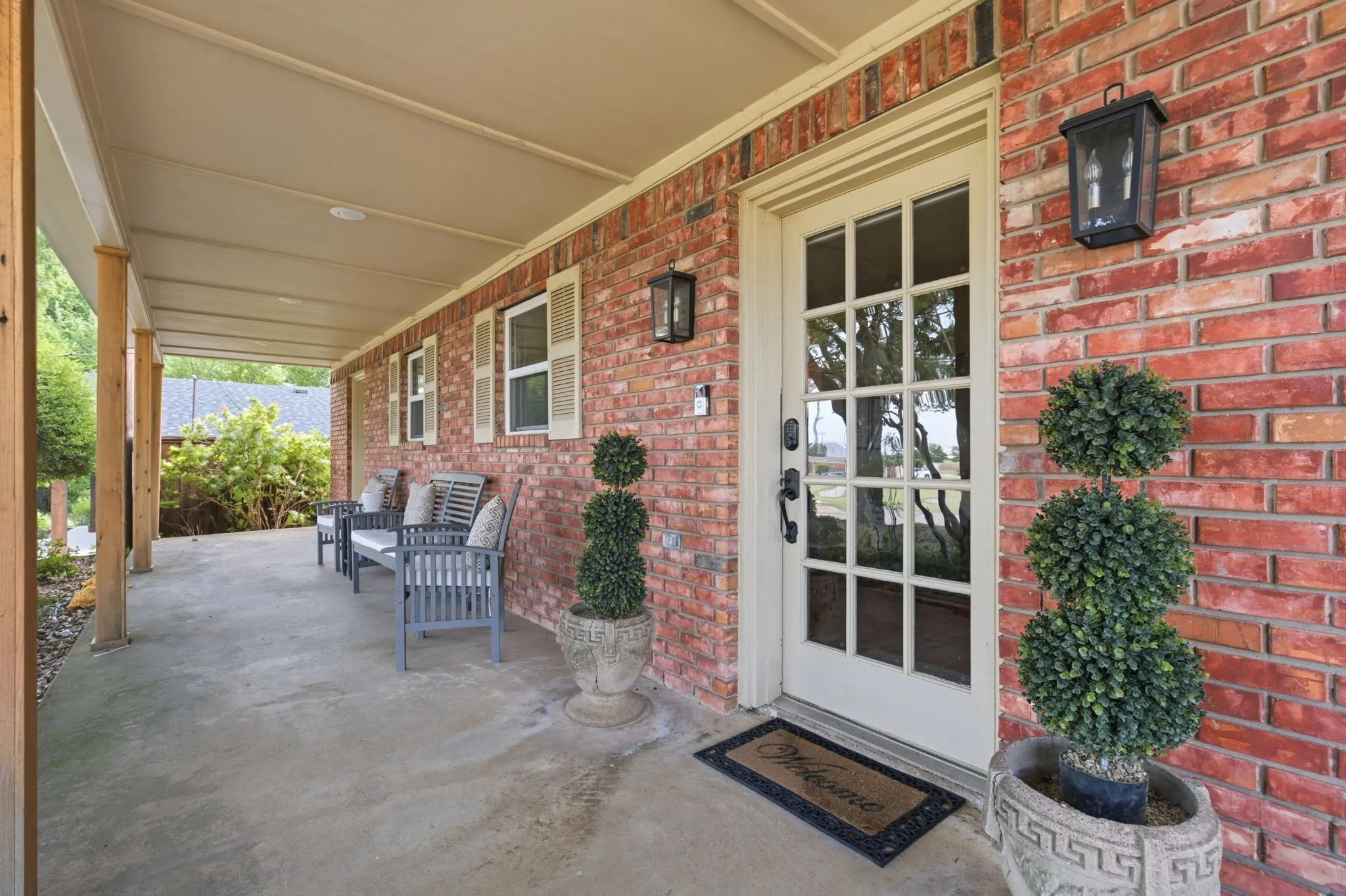 Single Family Residence For Sale in Collin County , 9780 N County Road, Frisco, Texas 75033, 3 Bedroom, 2 Bathroom, 5 Garage spaces, 1,848 Sqft, built in 1986, mls#21335254, Real Estate Agent in Frisco, Homes For Sale in Collin county, Homes For Sale in Frisco, Realtor in Frisco Texas, Real Estate Brokerage Independent Realty Texas, Luminita Cordes Realtor