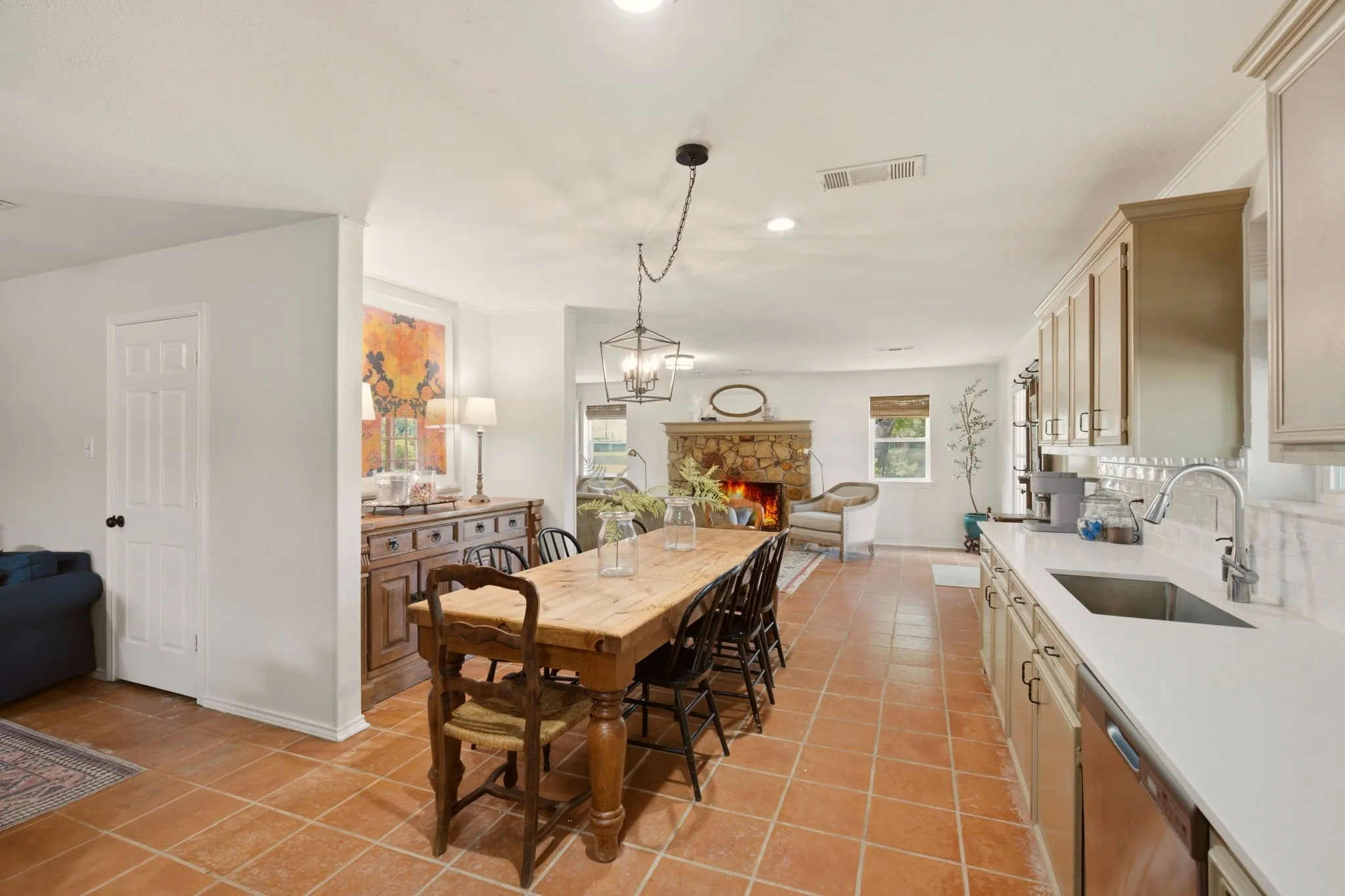 Single Family Residence For Sale in Collin County , 9780 N County Road, Frisco, Texas 75033, 3 Bedroom, 2 Bathroom, 5 Garage spaces, 1,848 Sqft, built in 1986, mls#21335254, Real Estate Agent in Frisco, Homes For Sale in Collin county, Homes For Sale in Frisco, Realtor in Frisco Texas, Real Estate Brokerage Independent Realty Texas, Luminita Cordes Realtor