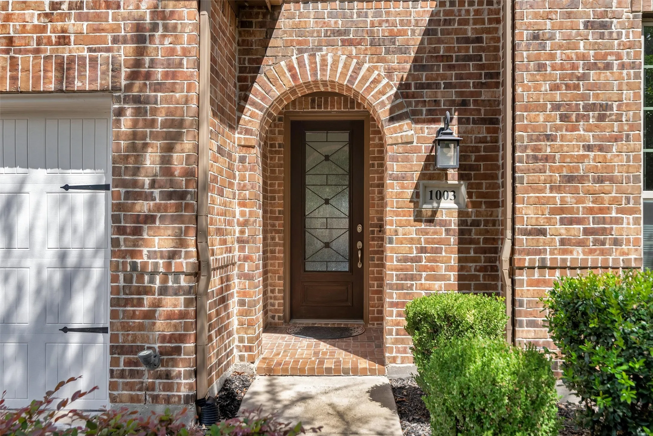Single Family Residence For Sale in Kaufman County , 1003 Edgefield Lane, Forney, Texas 75126, 4 Bedroom, 2 Bathroom, 2 Garage spaces, 2,056 Sqft, built in 2015, mls#21329061, Real Estate Agent in Forney, Homes For Sale in Kaufman county, Homes For Sale in Forney, Realtor in Forney Texas, Real Estate Brokerage Independent Realty Texas, Luminita Cordes Realtor