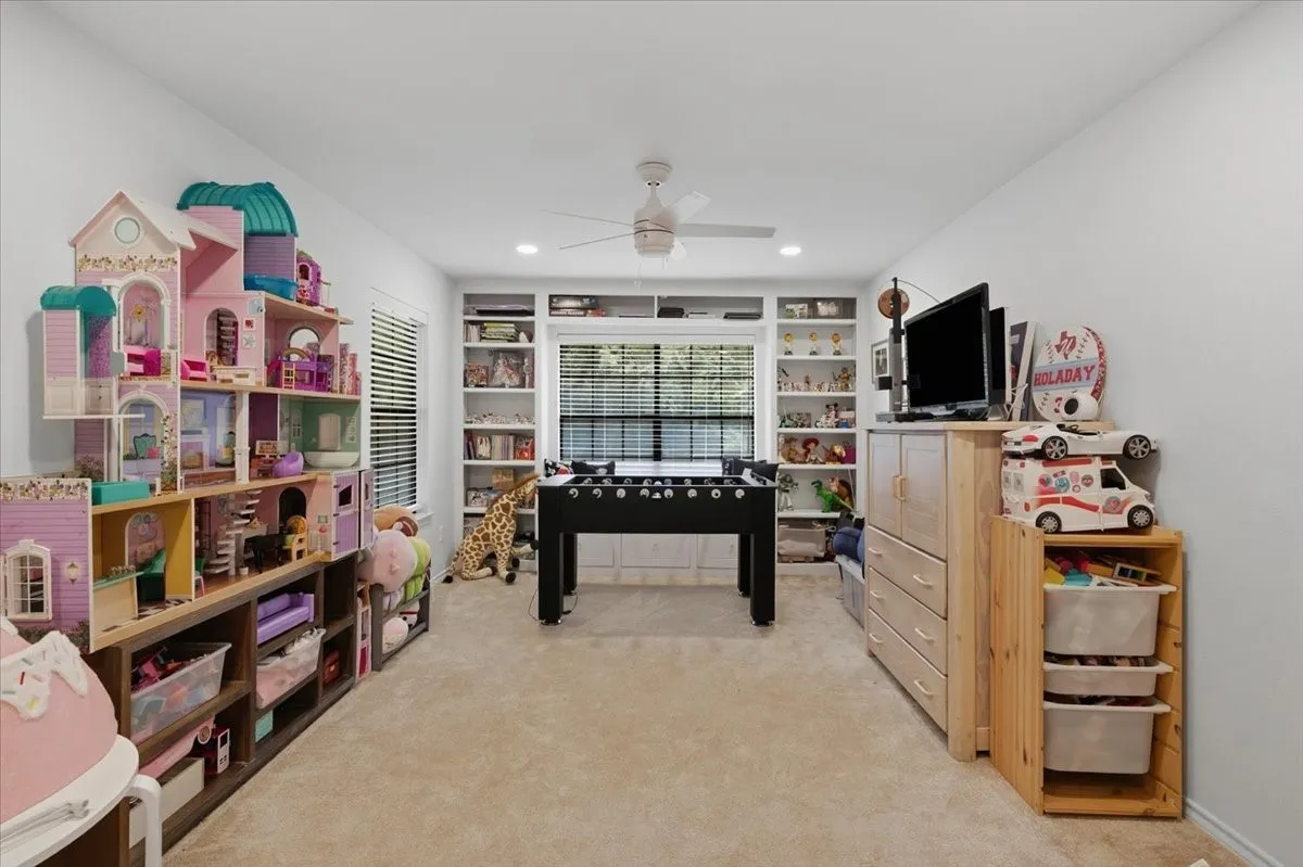 Single Family Residence For Sale in Tarrant County , 4133 Inwood Road, Fort Worth, Texas 76109, 5 Bedroom, 4 Bathroom, 2 Garage spaces, 3,478 Sqft, built in 1977, mls#21335256, Real Estate Agent in Fort Worth, Homes For Sale in Tarrant county, Homes For Sale in Fort Worth, Realtor in Fort Worth Texas, Real Estate Brokerage Independent Realty Texas, Luminita Cordes Realtor